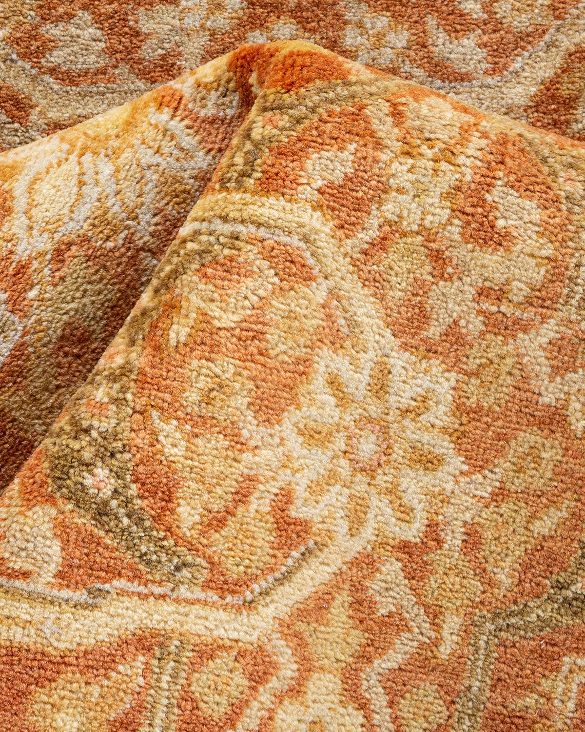 Einzigartiger handgeknüpfter traditioneller orientalischer Mogul-Teppich in Braun im Angebot 1