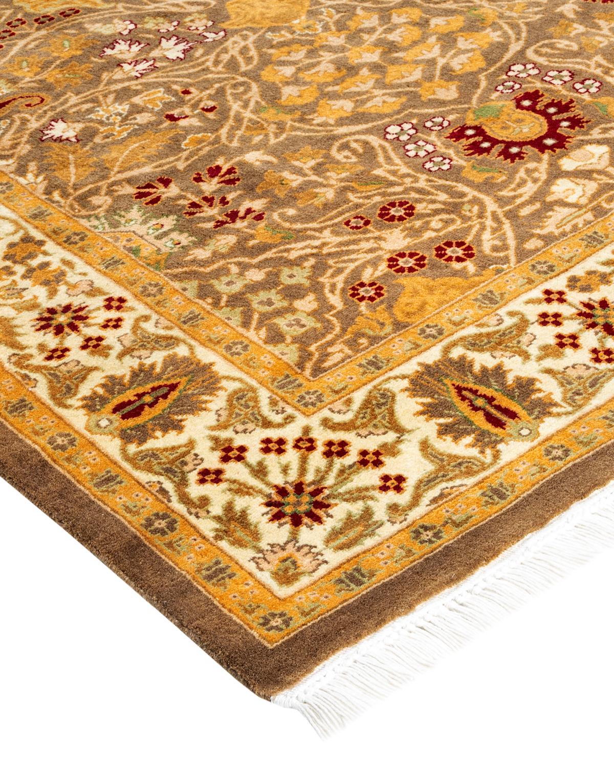 Einzigartiger handgeknpfter traditioneller Orientalischer Mogul-Teppich in Braun im Angebot 2