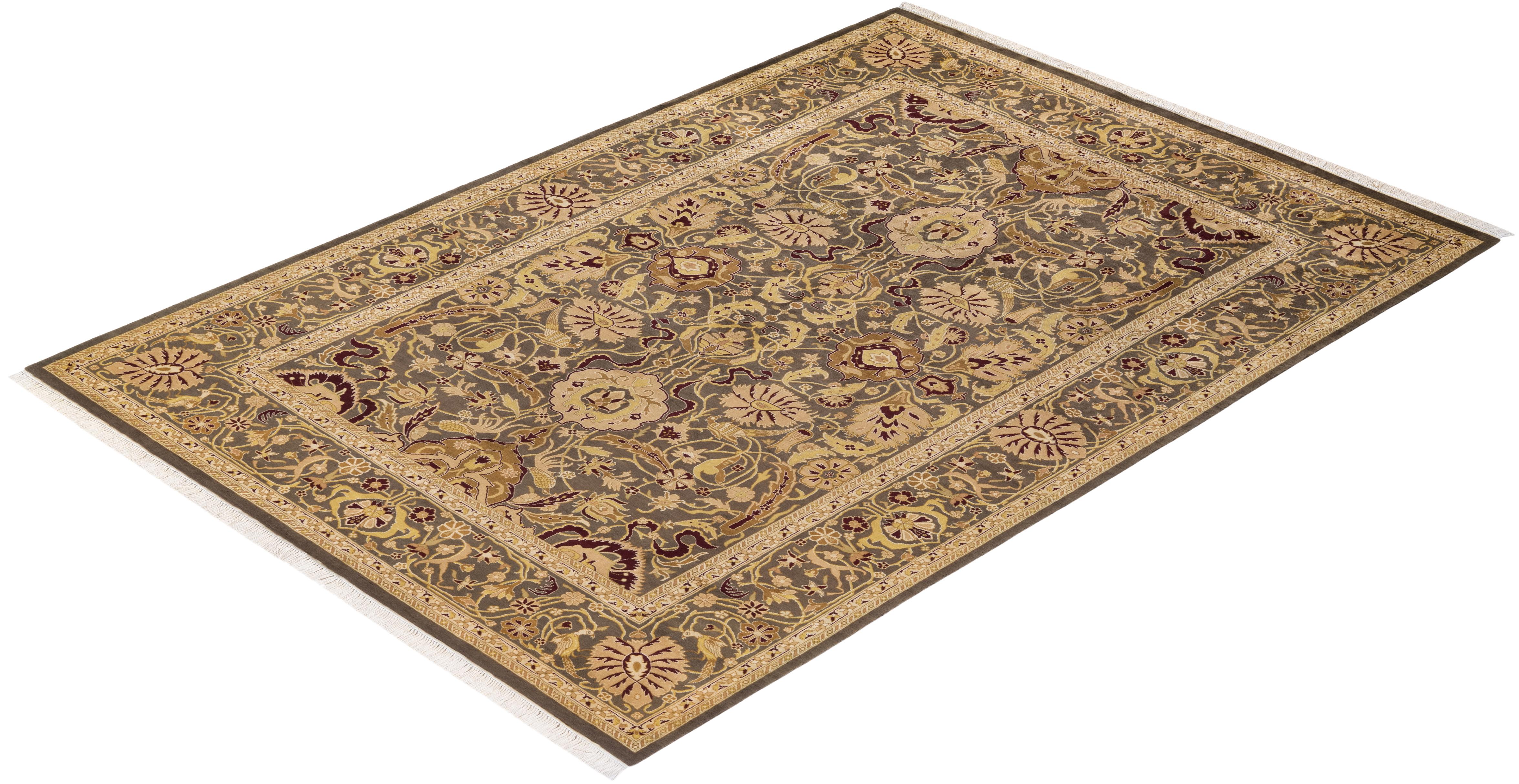 Einzigartiger handgeknpfter traditioneller Orientalischer Mogul-Teppich in Braun im Angebot 2