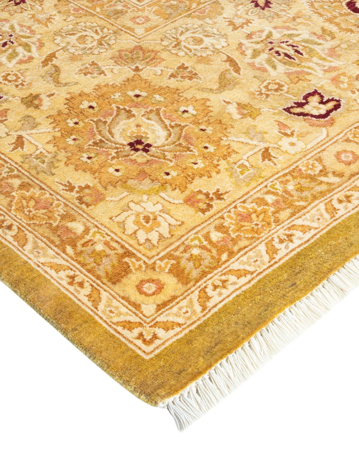 Avec leurs palettes discrètes et leurs motifs en relief, les tapis de la collection Mogul apporteront une sophistication intemporelle à toutes les pièces. Influencés par un éventail de motifs turcs, indiens et persans, les artisans qui tissent à la