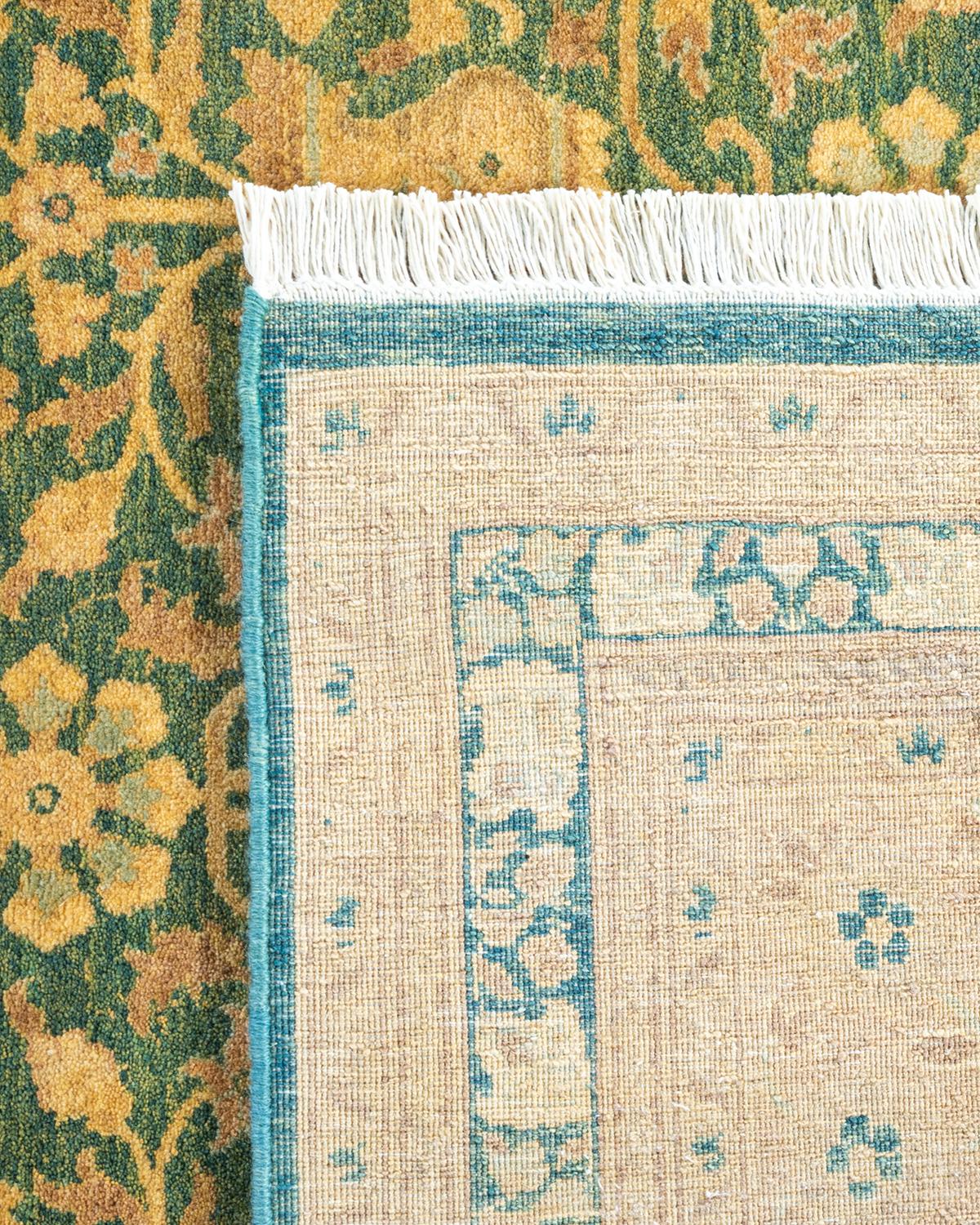 Einzigartiger handgeknpfter traditioneller orientalischer Mogul-Teppich in Grn (21. Jahrhundert und zeitgenössisch)