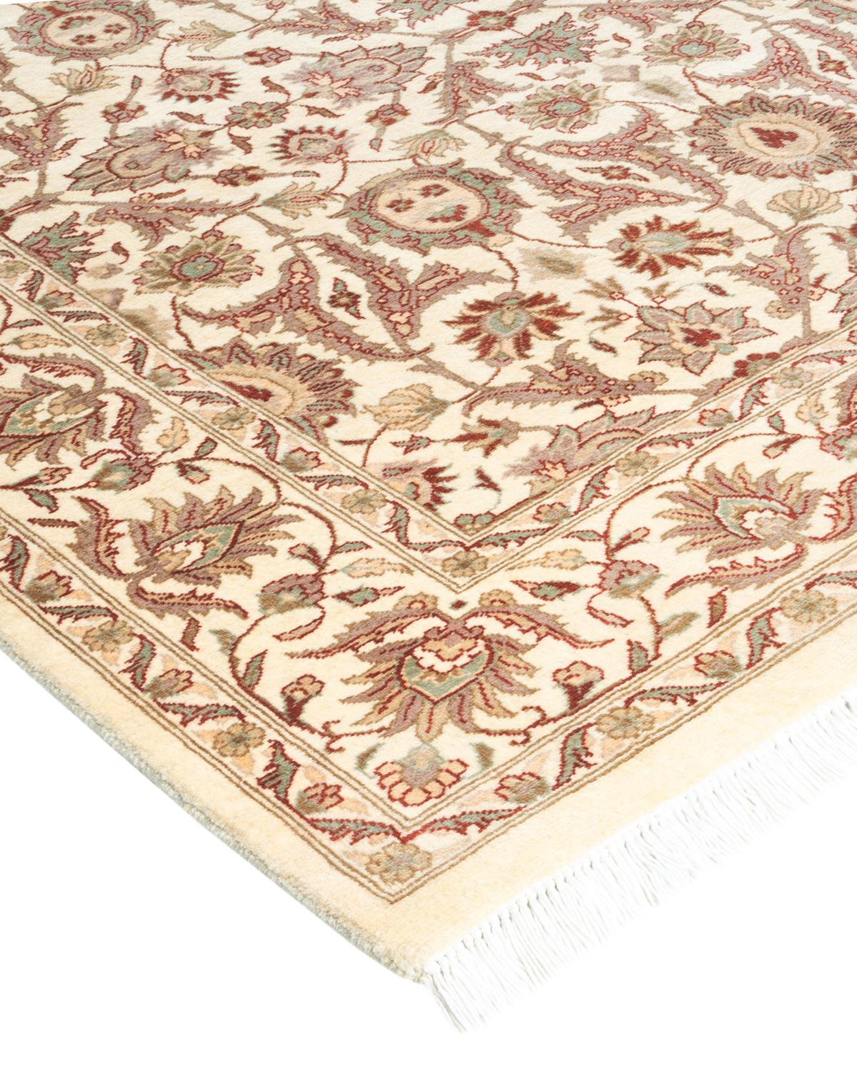 Las alfombras de la colección Mogul, con sus colores discretos y sus diseños en toda la superficie, aportarán una sofisticación atemporal a cualquier habitación. Influenciadas por un espectro de diseños turcos, indios y persas, los artesanos que