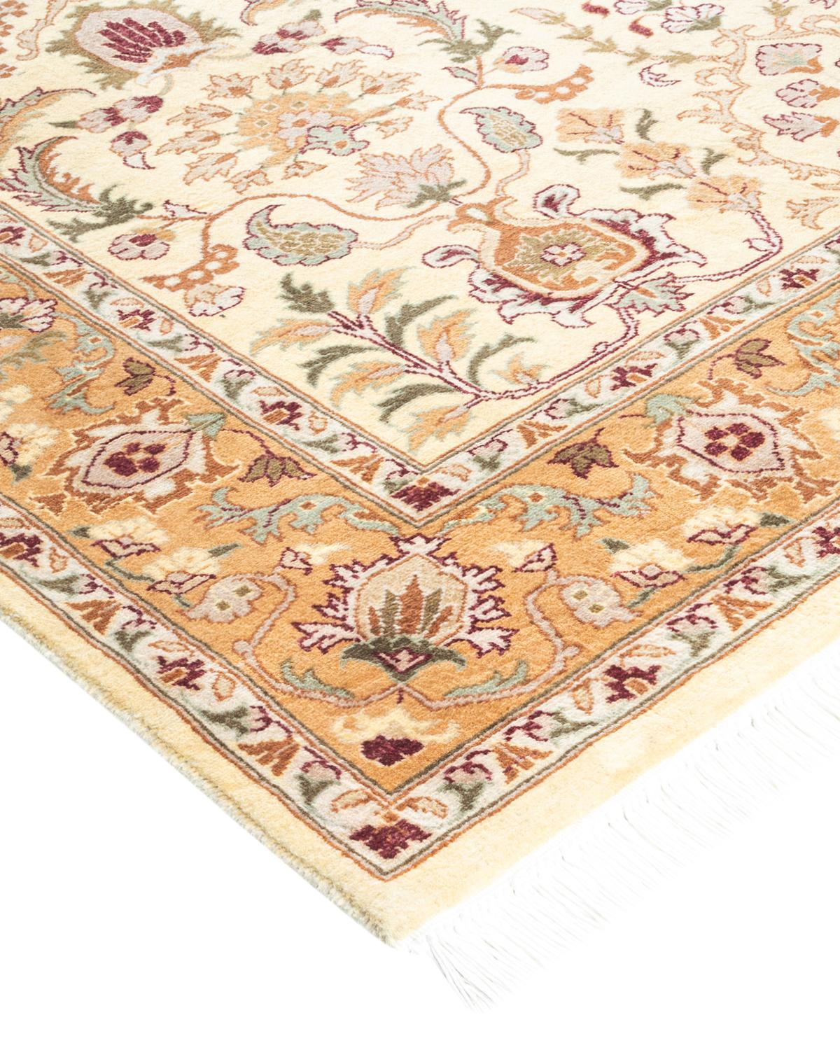 Las alfombras de la colección Mogul, con sus colores discretos y sus diseños en toda la superficie, aportarán una sofisticación atemporal a cualquier habitación. Influenciadas por un espectro de diseños turcos, indios y persas, los artesanos que
