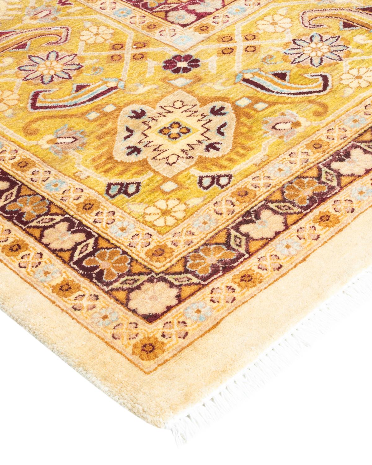 Die Teppiche der Mogul Collection bringen mit ihren dezenten Farben und Allover-Mustern zeitlose Raffinesse in jeden Raum. Beeinflusst von einem Spektrum türkischer, indischer und persischer Designs, lassen die Kunsthandwerker, die diese