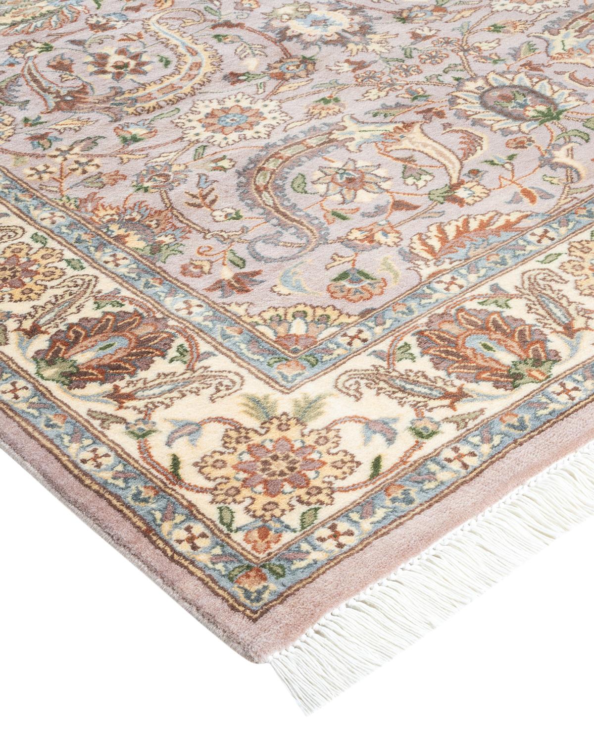 Avec leurs palettes discrètes et leurs motifs en relief, les tapis de la collection Mogul apporteront une sophistication intemporelle à toutes les pièces. Influencés par un éventail de motifs turcs, indiens et persans, les artisans qui tissent à la