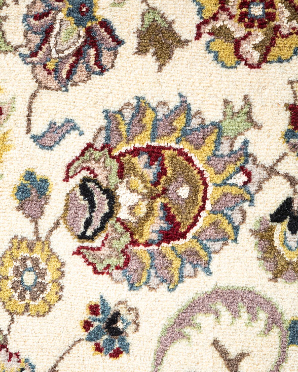 Einzigartiger handgeknpfter traditioneller orientalischer Mogul-Teppich in Elfenbein (Pakistanisch) im Angebot