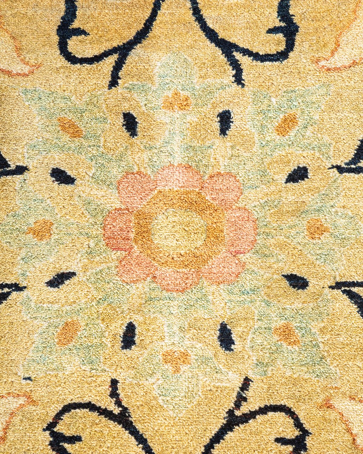 Pakistanais Tapis d'Orient traditionnel Mogul Ivoire, noué à la main, unique en son genre en vente