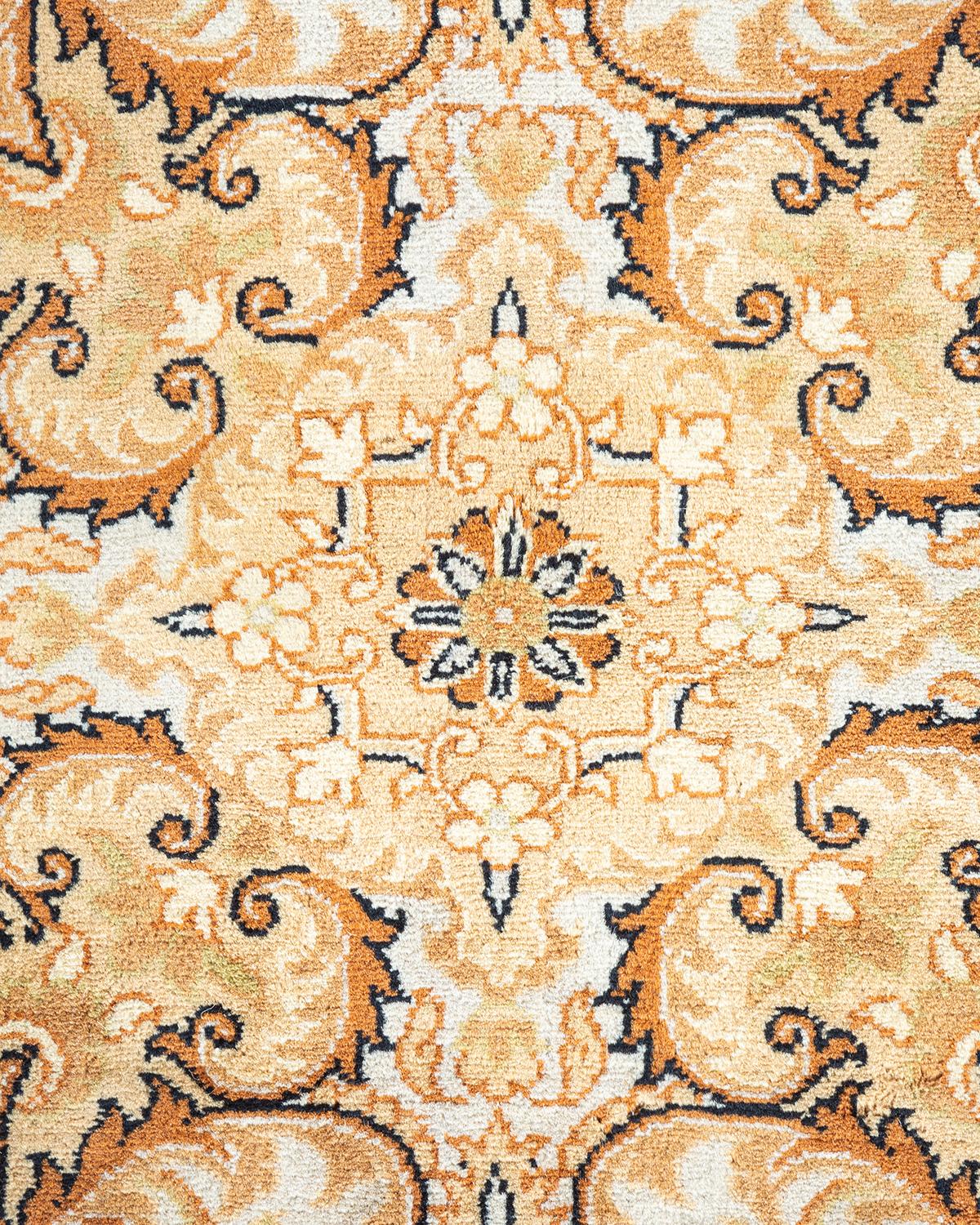 Einzigartiger handgeknpfter traditioneller orientalischer Mogul-Teppich in Elfenbein (Pakistanisch) im Angebot