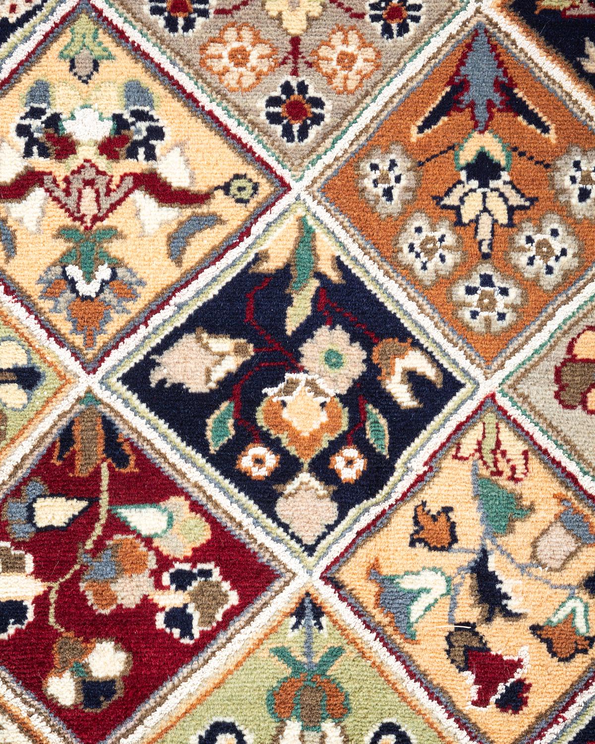 Alfombra única anudada a mano tradicional oriental Mogul marfil Pakistaní en venta