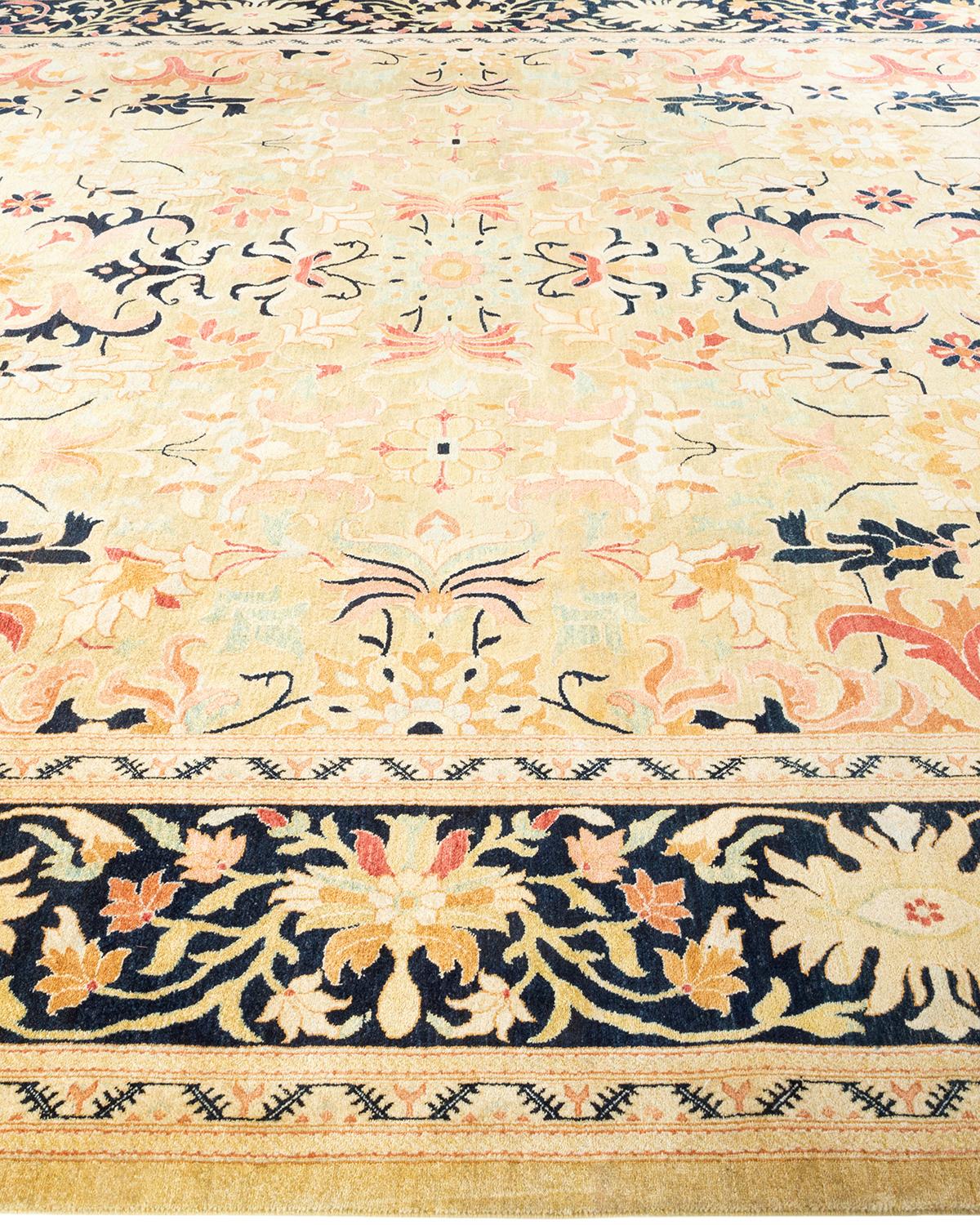 Tapis d'Orient traditionnel Mogul Ivoire, noué à la main, unique en son genre Neuf - En vente à Norwalk, CT
