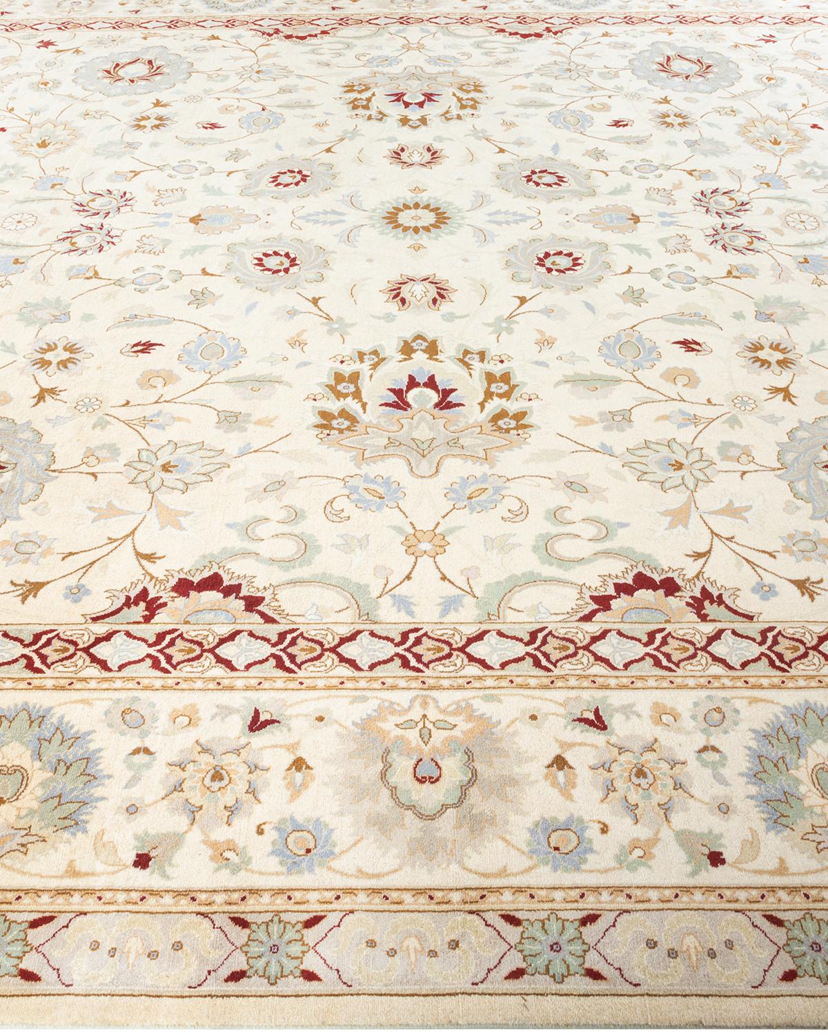 Einzigartiger handgeknpfter traditioneller orientalischer Mogul-Teppich in Elfenbein im Zustand „Neu“ im Angebot in Norwalk, CT