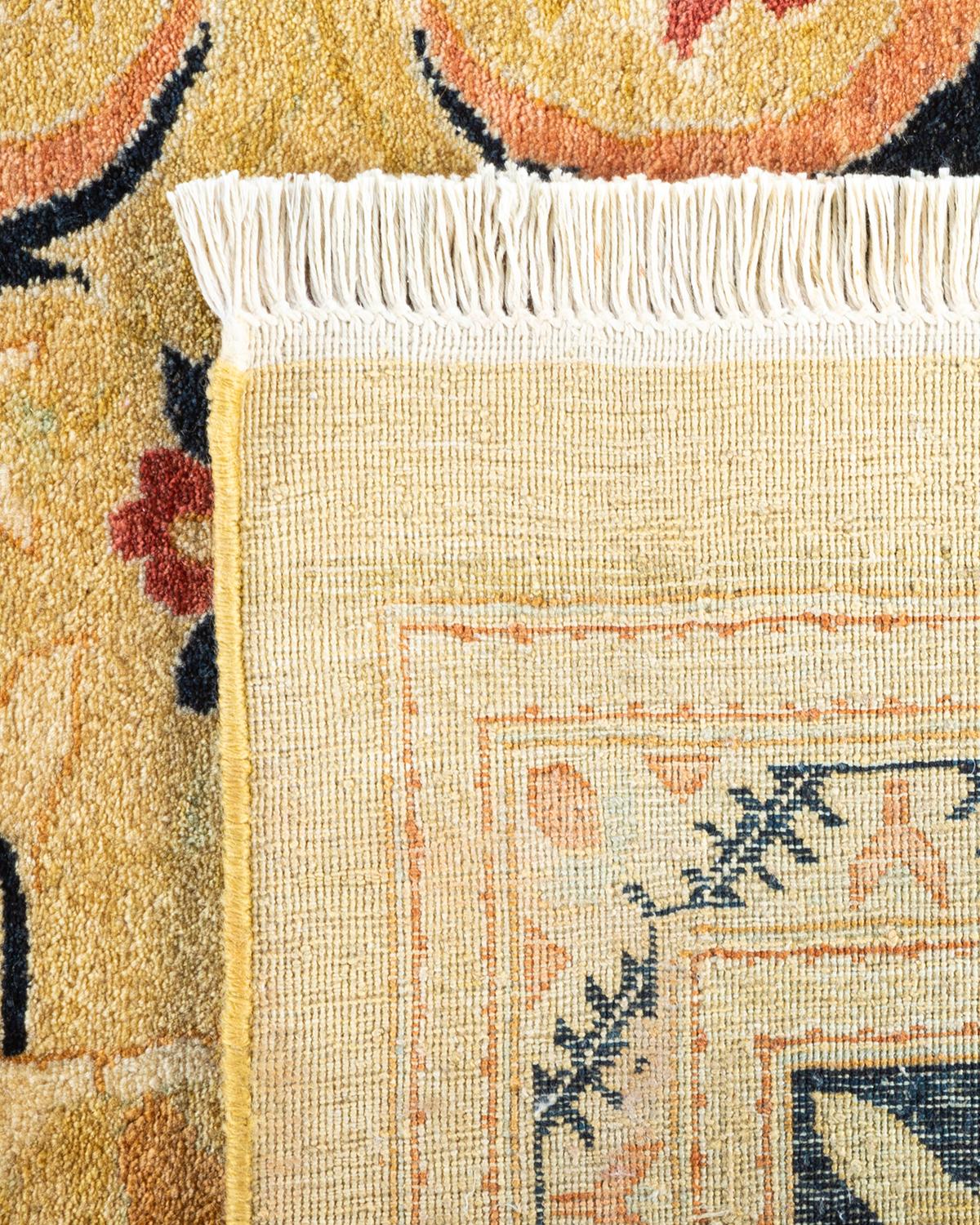 XXIe siècle et contemporain Tapis d'Orient traditionnel Mogul Ivoire, noué à la main, unique en son genre en vente