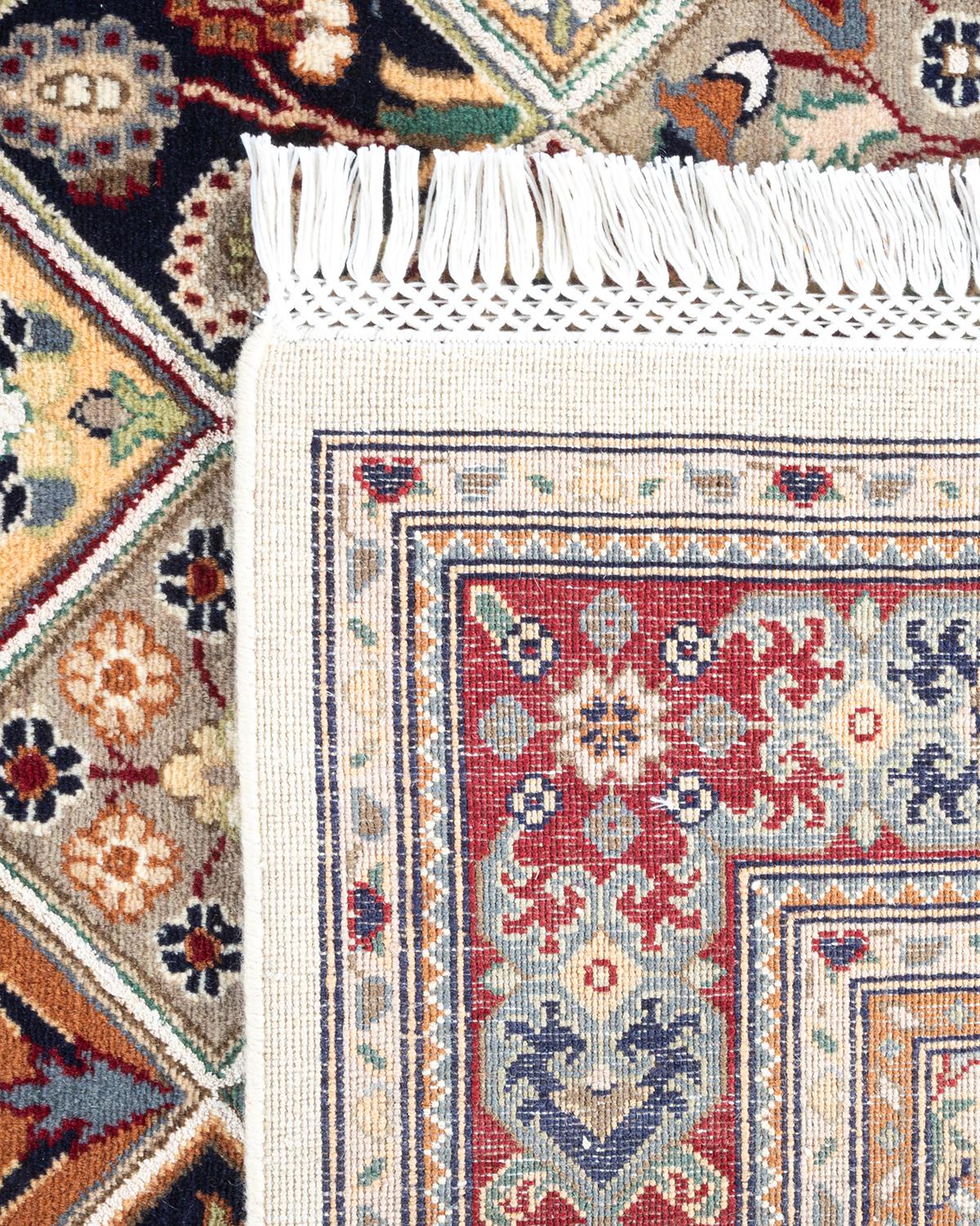 Alfombra única anudada a mano tradicional oriental Mogul marfil Siglo XXI y contemporáneo en venta