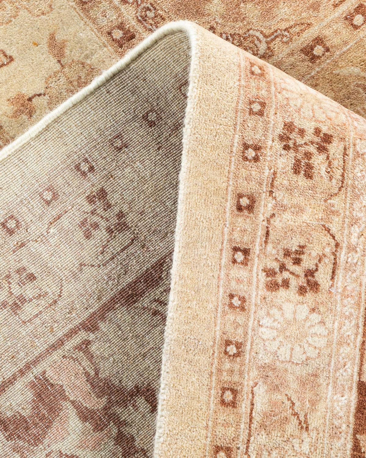 Einzigartiger handgeknpfter traditioneller orientalischer Mogul-Teppich in Elfenbein (Wolle) im Angebot
