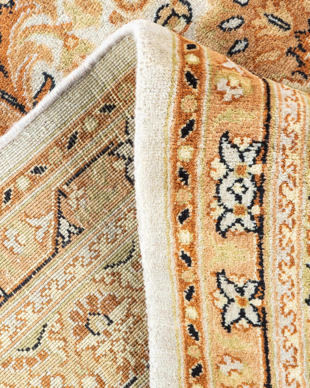 Einzigartiger handgeknpfter traditioneller orientalischer Mogul-Teppich in Elfenbein (Wolle) im Angebot