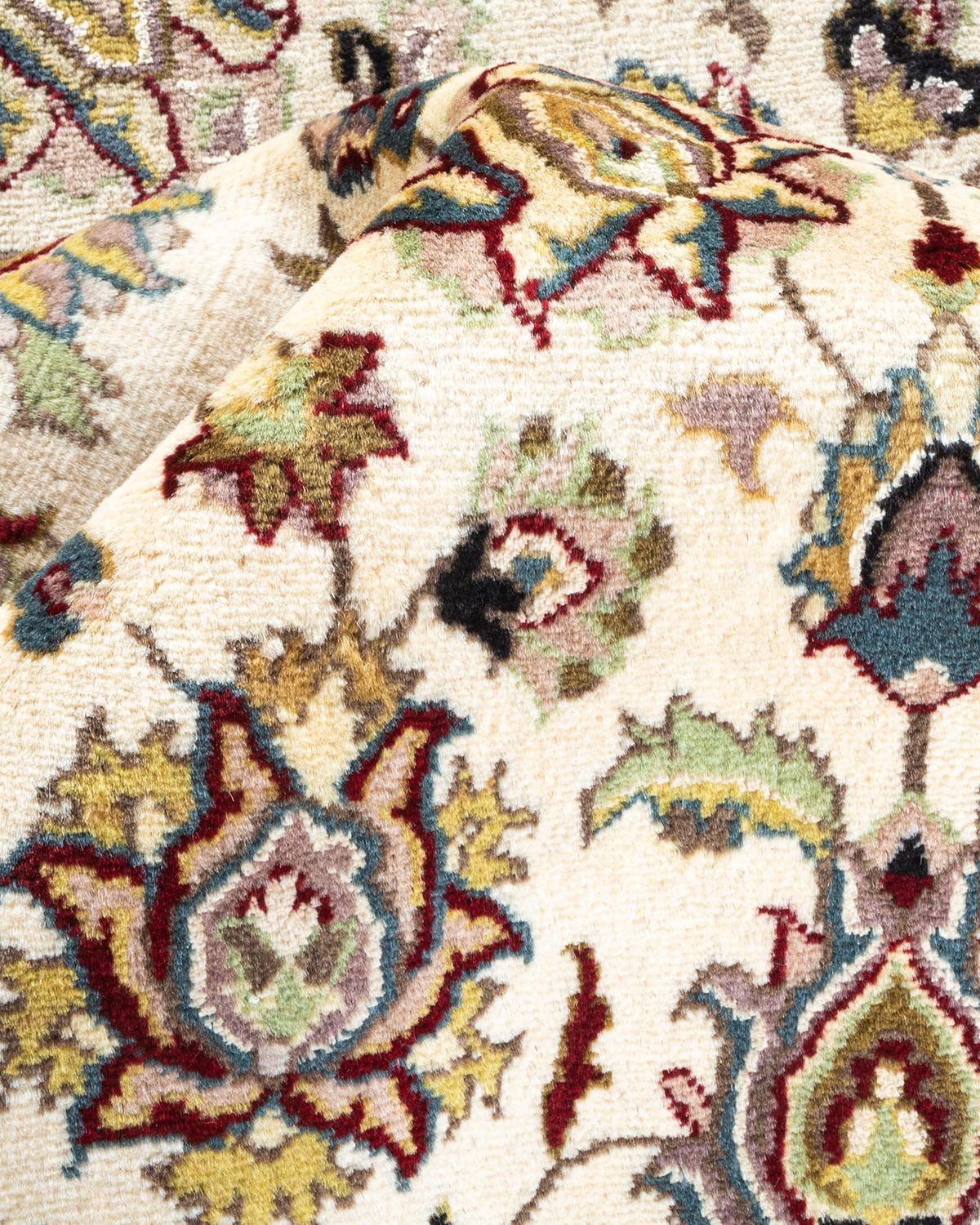 Einzigartiger handgeknpfter traditioneller orientalischer Mogul-Teppich in Elfenbein im Angebot 1