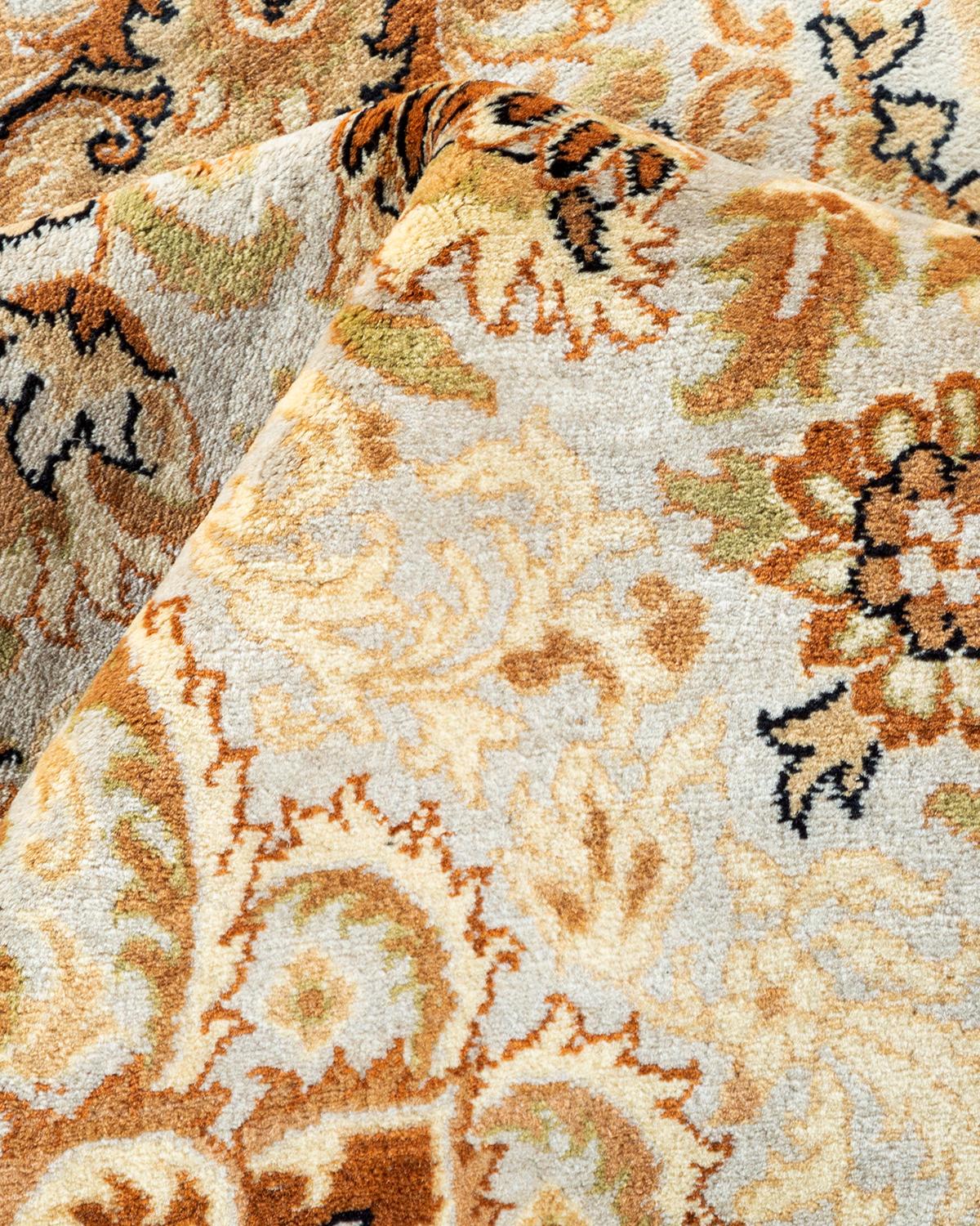 Einzigartiger handgeknpfter traditioneller orientalischer Mogul-Teppich in Elfenbein im Angebot 1
