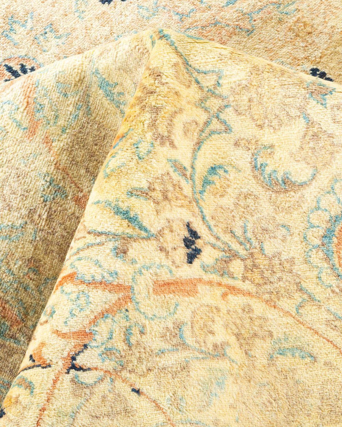 Einzigartiger handgeknpfter traditioneller orientalischer Mogul-Teppich in Elfenbein im Angebot 1