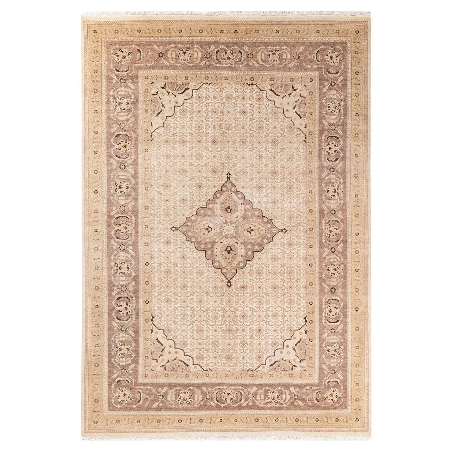 One of a Kind Hand Knotted Traditional Oriental Mogul Ivory Area Rug For  Sale at 1stDibs