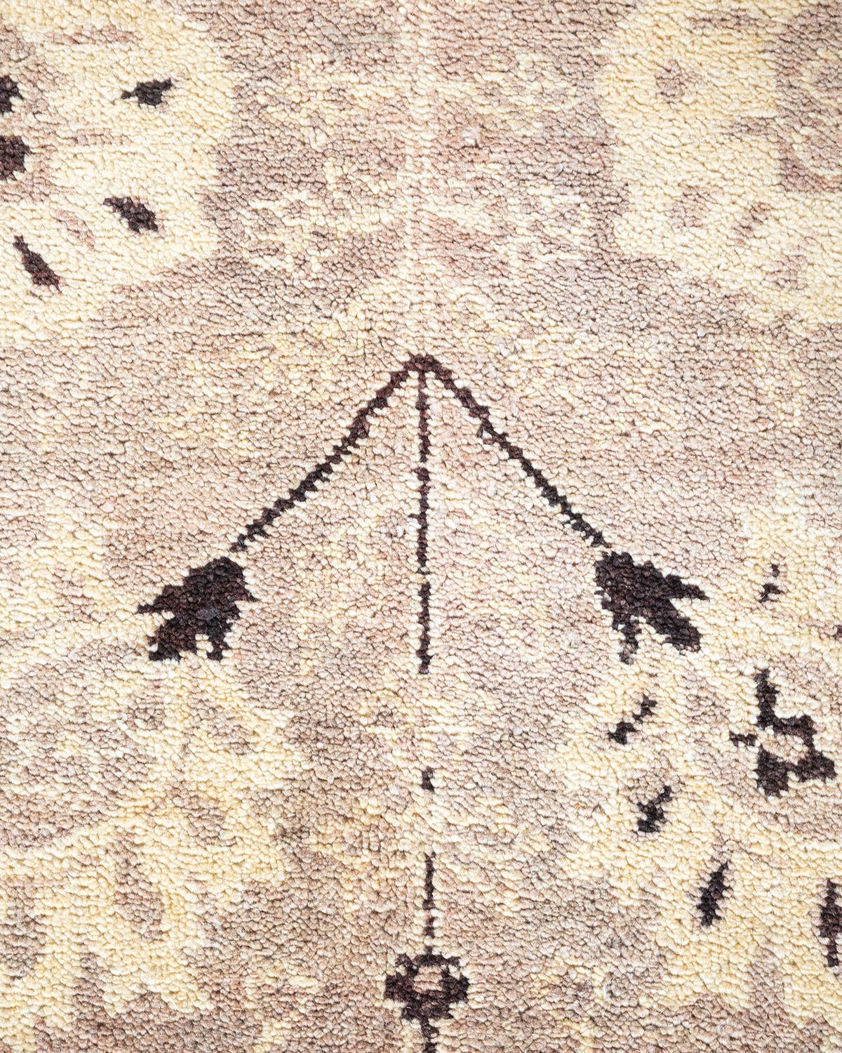 Pakistani One of a Kind Hand Knotted Traditional Oriental Mogul Light Gray Area Rug