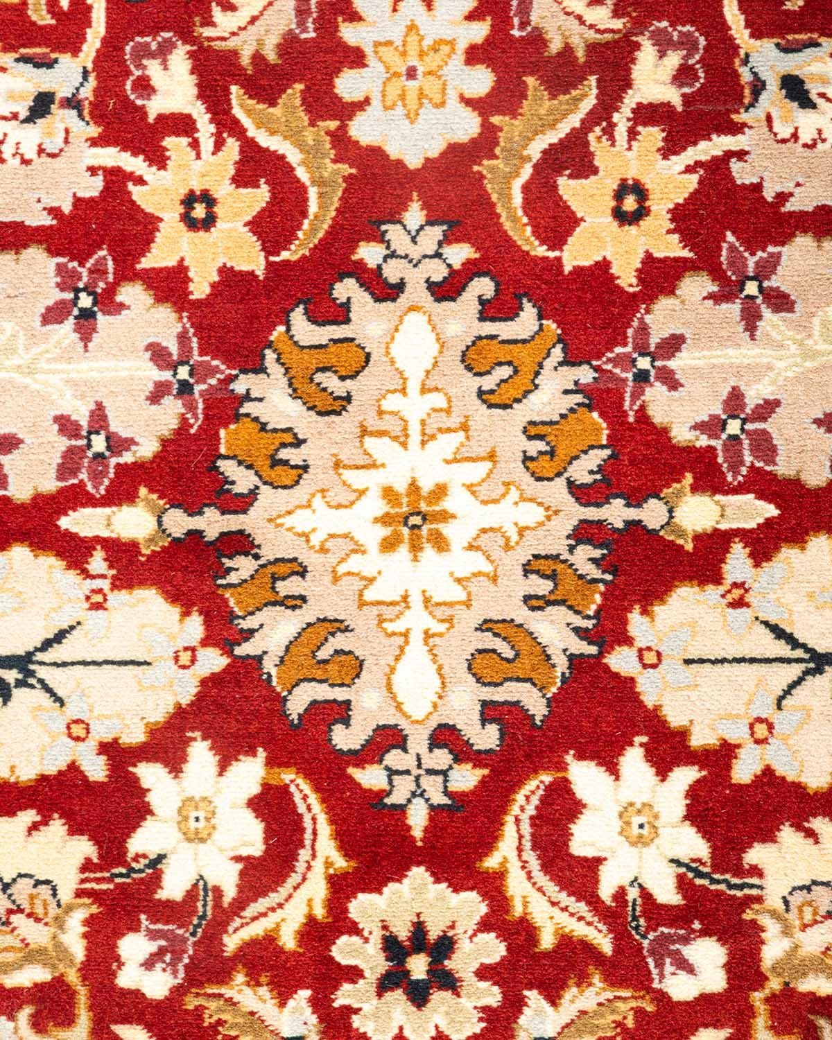 Alfombra Oriental Tradicional Mogul Roja Anudada a Mano Única en su Género Pakistaní en venta