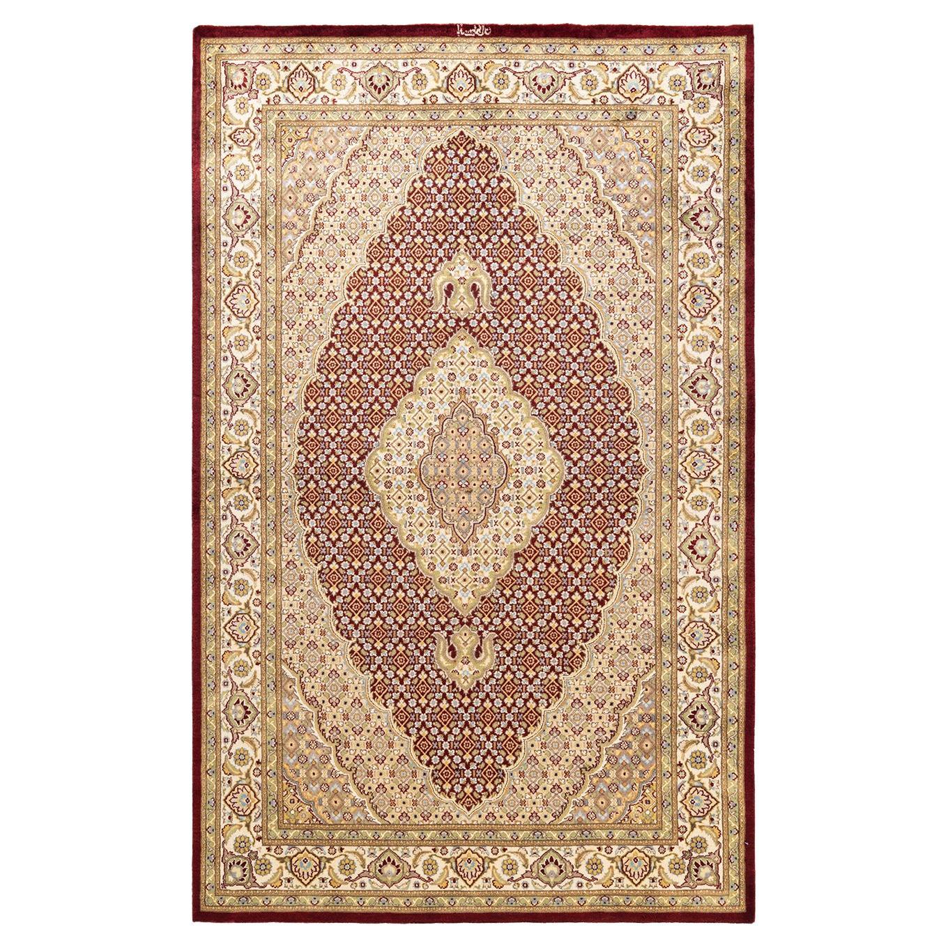 Tapis traditionnel oriental rouge moghol noué à la main, unique en son genre