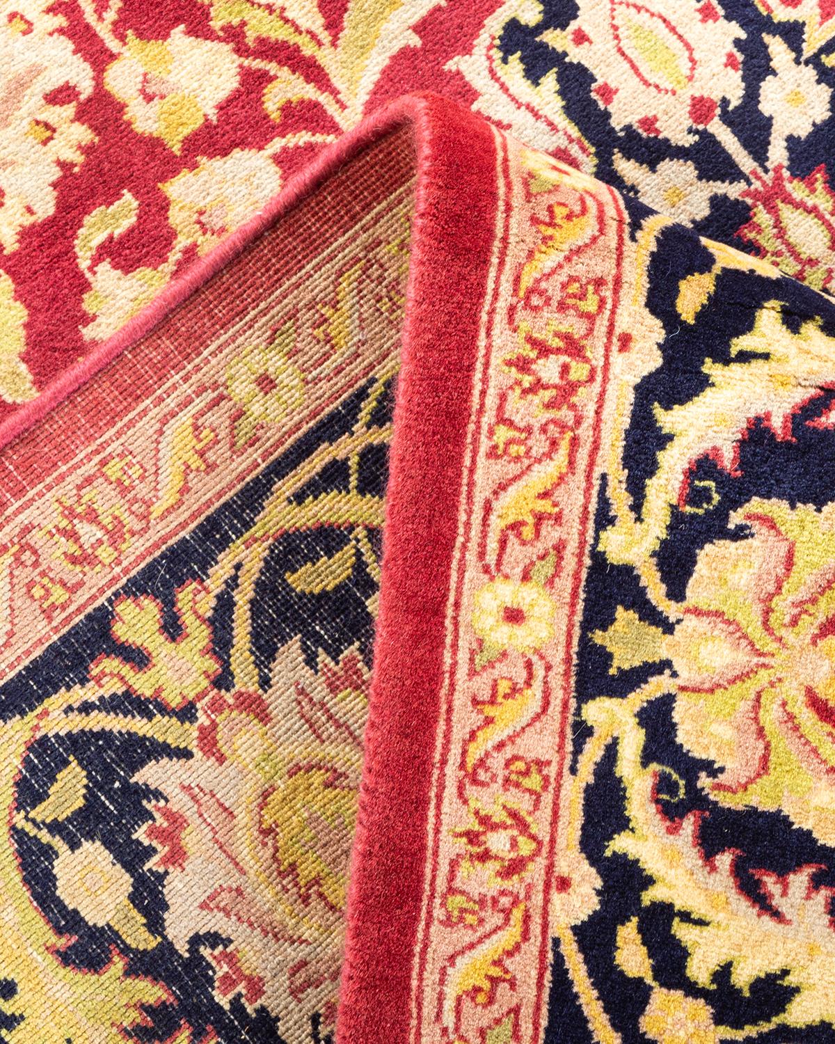 Laine Tapis traditionnel oriental rouge moghol noué à la main, unique en son genre en vente