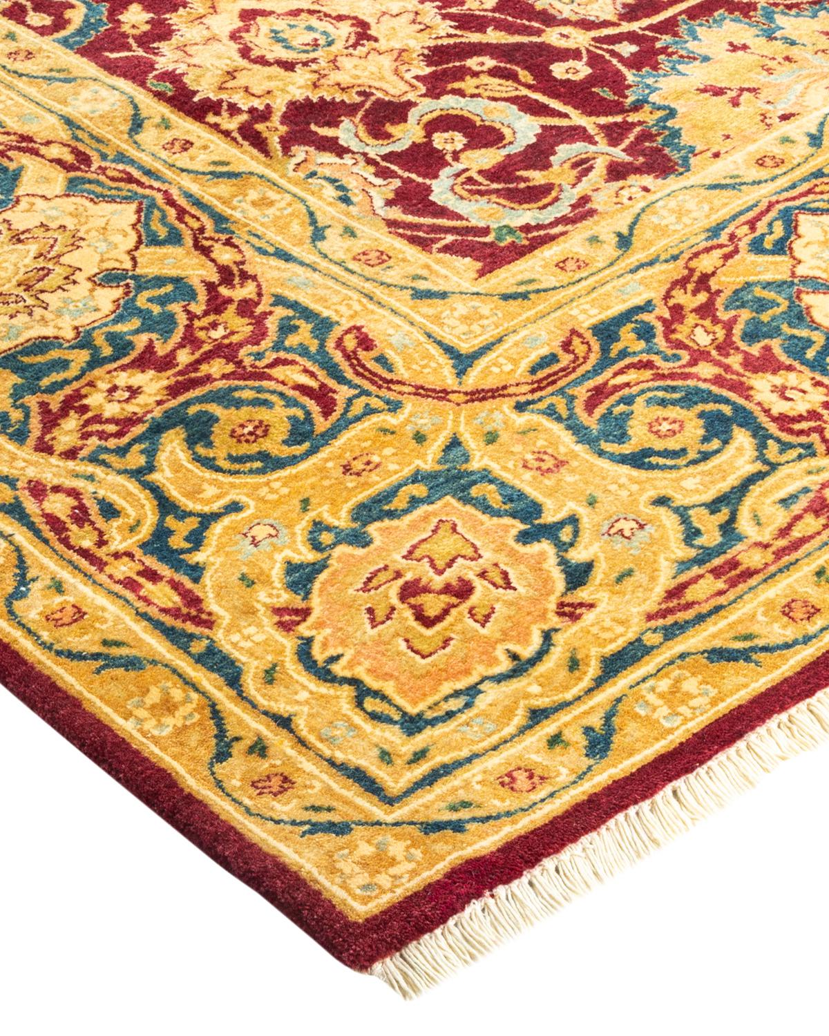 Las alfombras de la colección Mogul, con sus colores discretos y sus diseños en toda la superficie, aportarán una sofisticación atemporal a cualquier habitación. Influenciadas por un espectro de diseños turcos, indios y persas, los artesanos que
