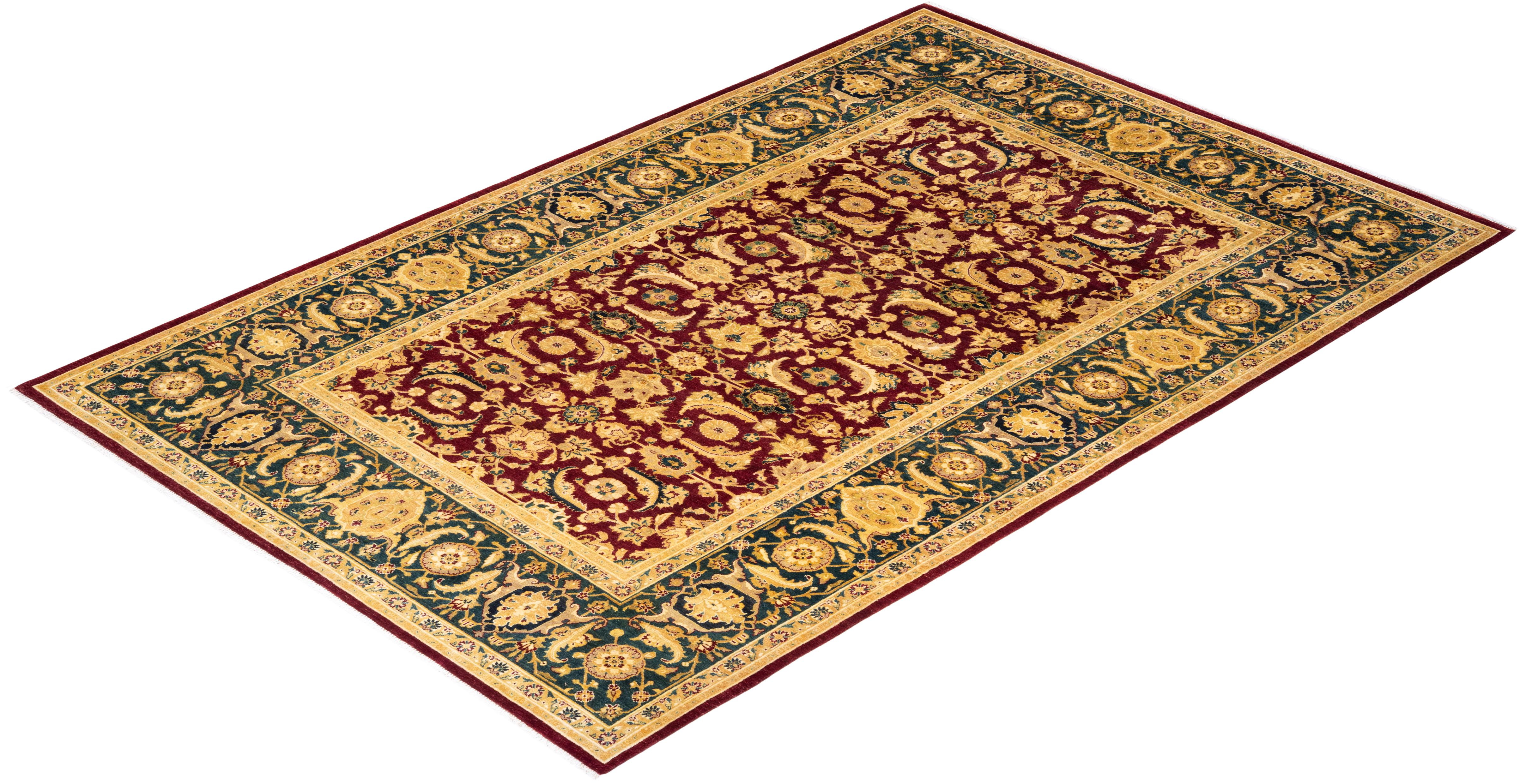 Tapis traditionnel oriental rouge moghol noué à la main, unique en son genre en vente 2