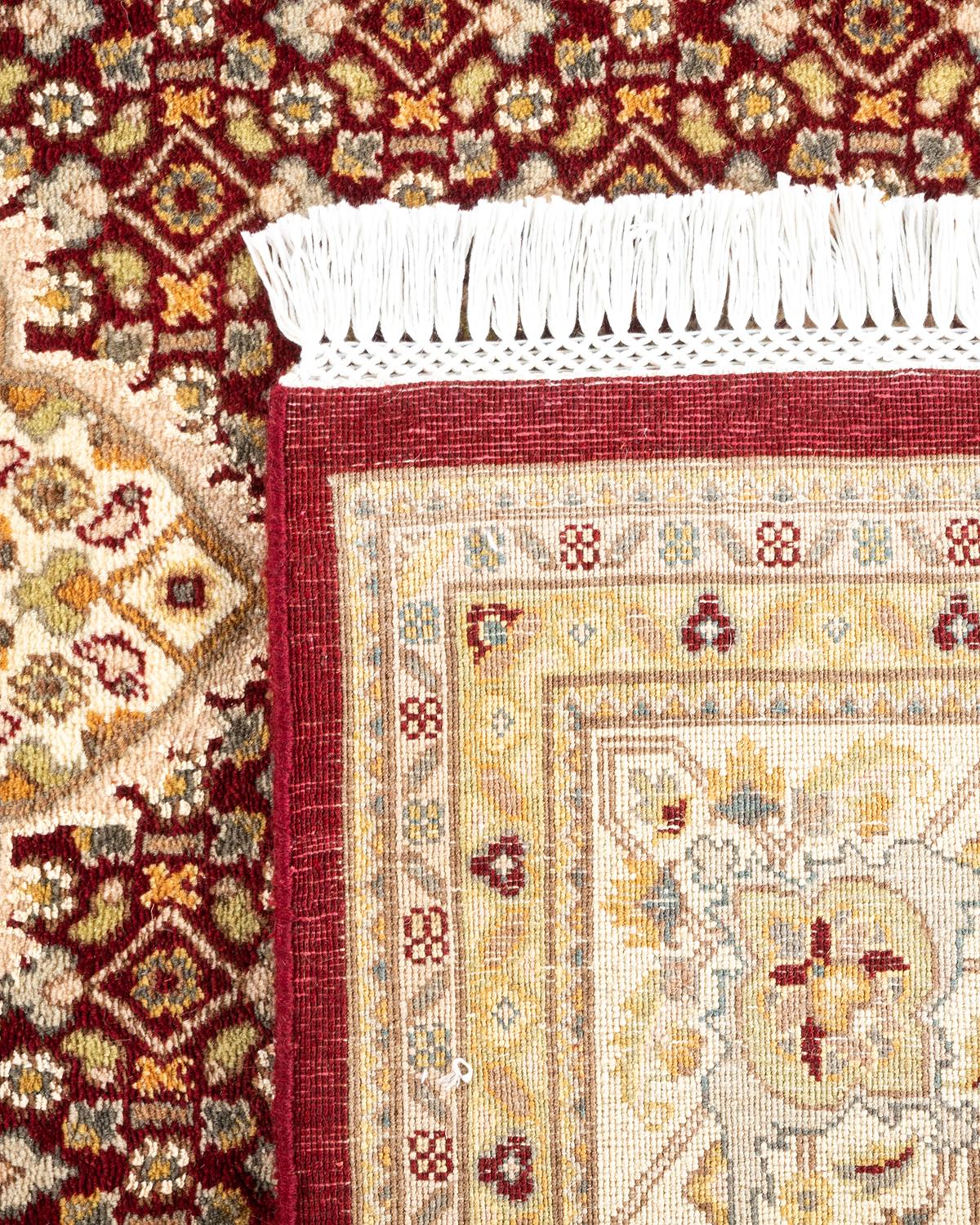 XXIe siècle et contemporain Tapis traditionnel oriental rouge moghol noué à la main, unique en son genre en vente