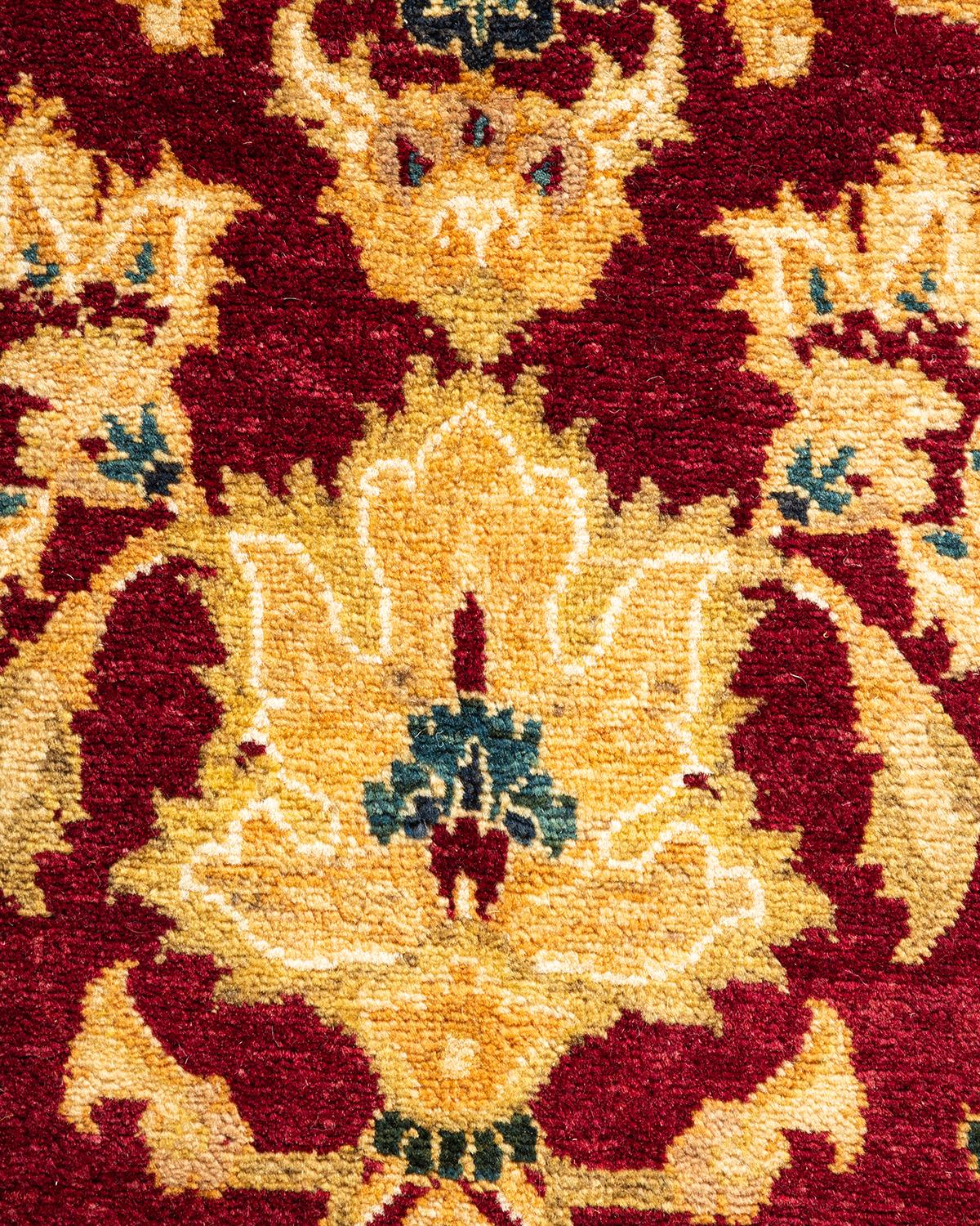Alfombra Oriental Tradicional Mogul Roja Anudada a Mano Única en su Género Pakistaní en venta
