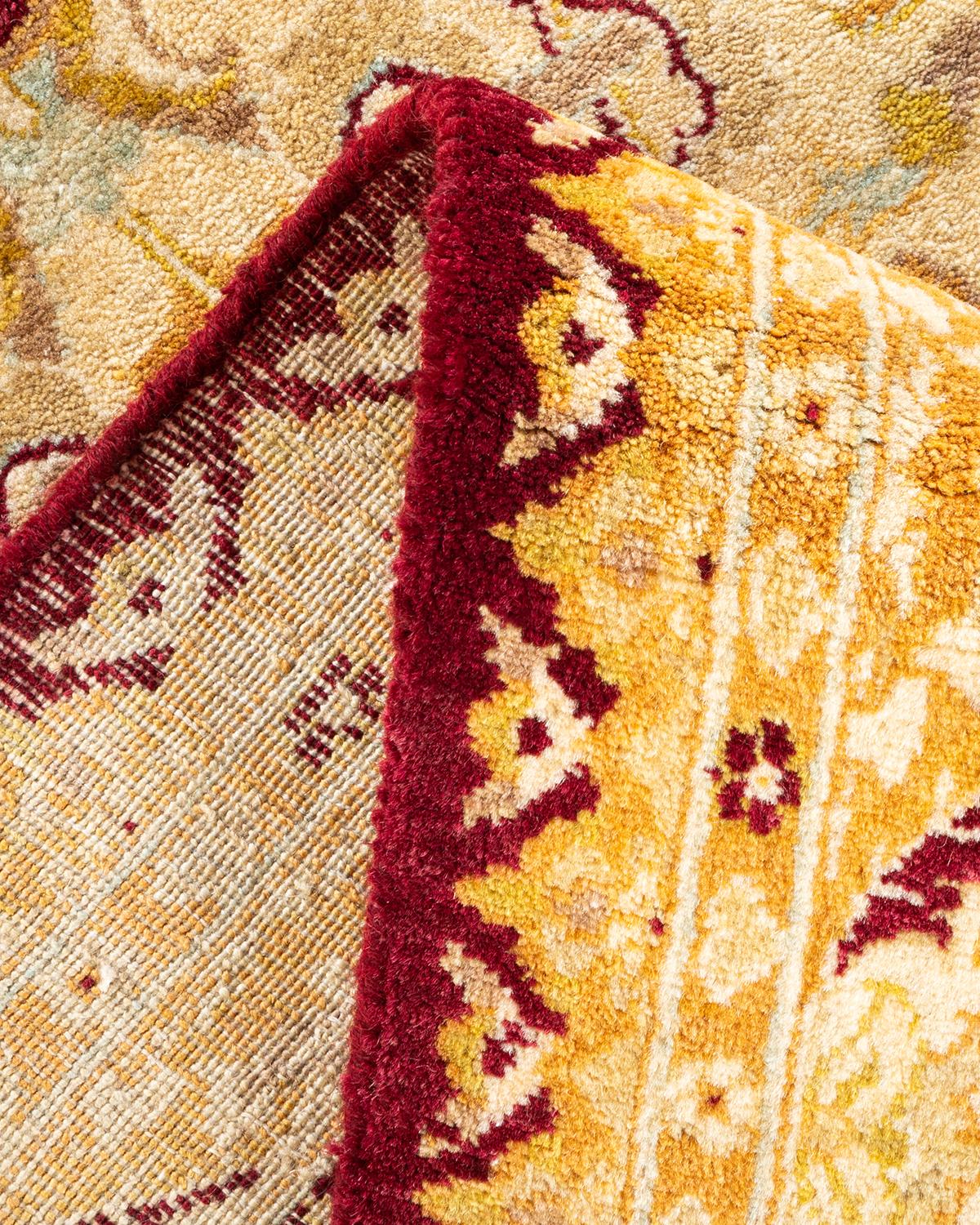Laine Tapis traditionnel oriental rouge moghol noué à la main, unique en son genre en vente