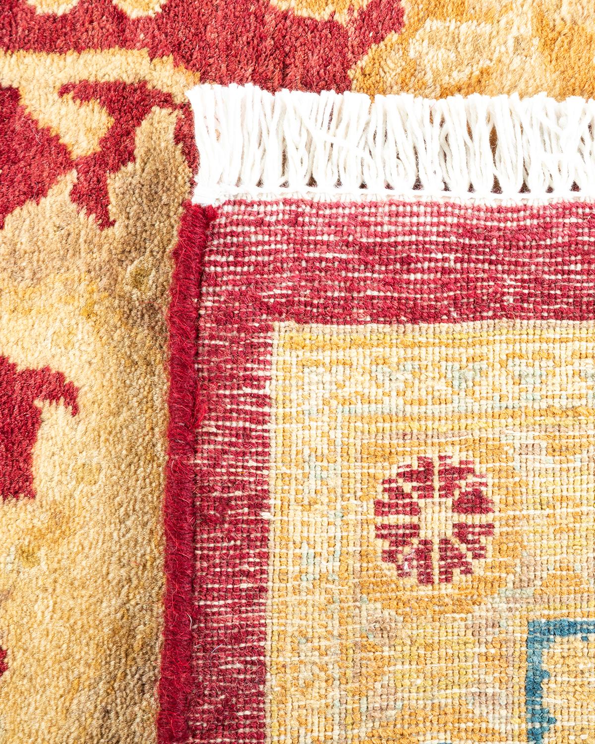 Handgeknüpfter, traditioneller, orientalischer Mogul-Roter Teppich, Unikat (21. Jahrhundert und zeitgenössisch) im Angebot