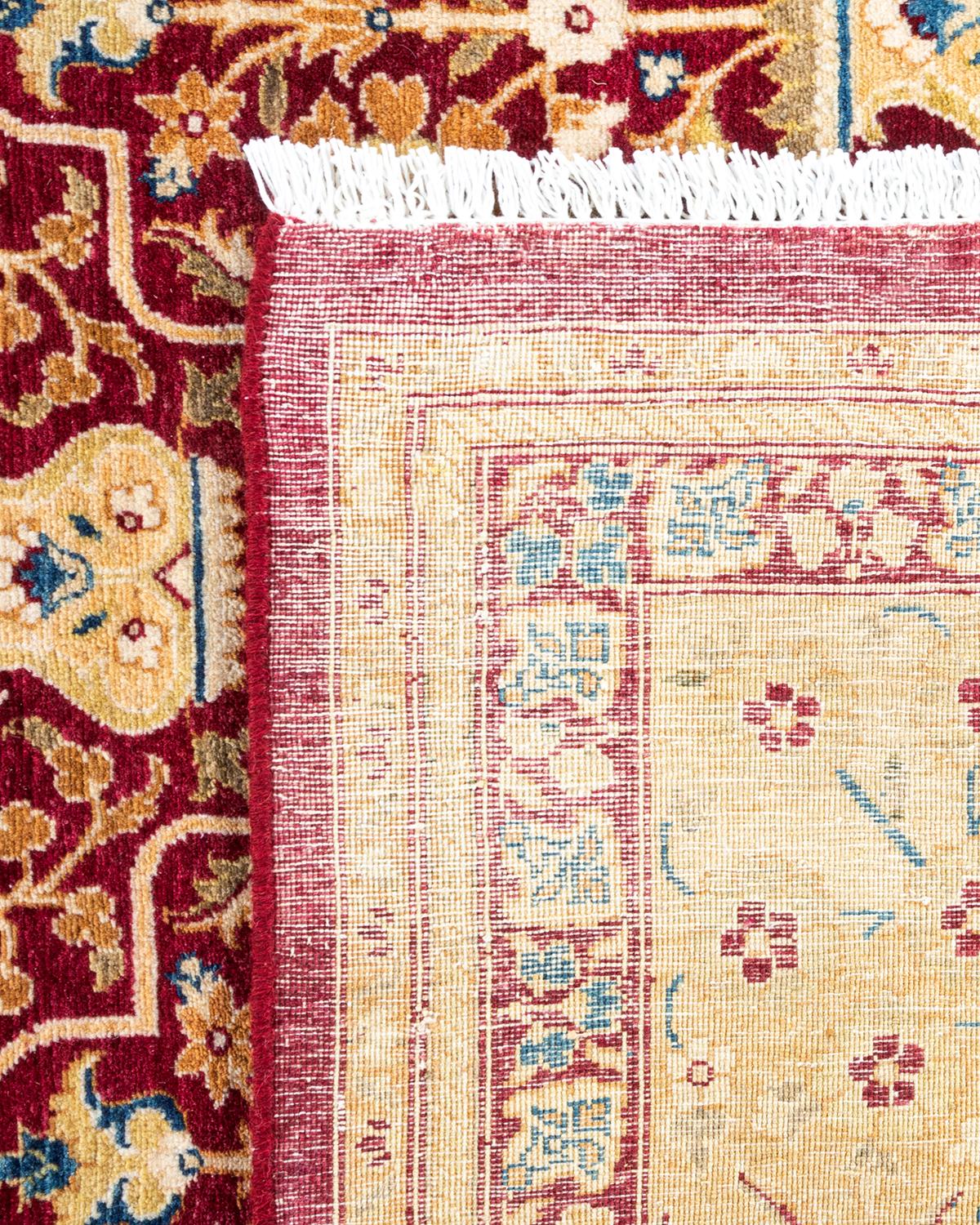 Handgeknpfter traditioneller orientalischer Mogul-Teppich in Rot, Unikat (21. Jahrhundert und zeitgenössisch) im Angebot