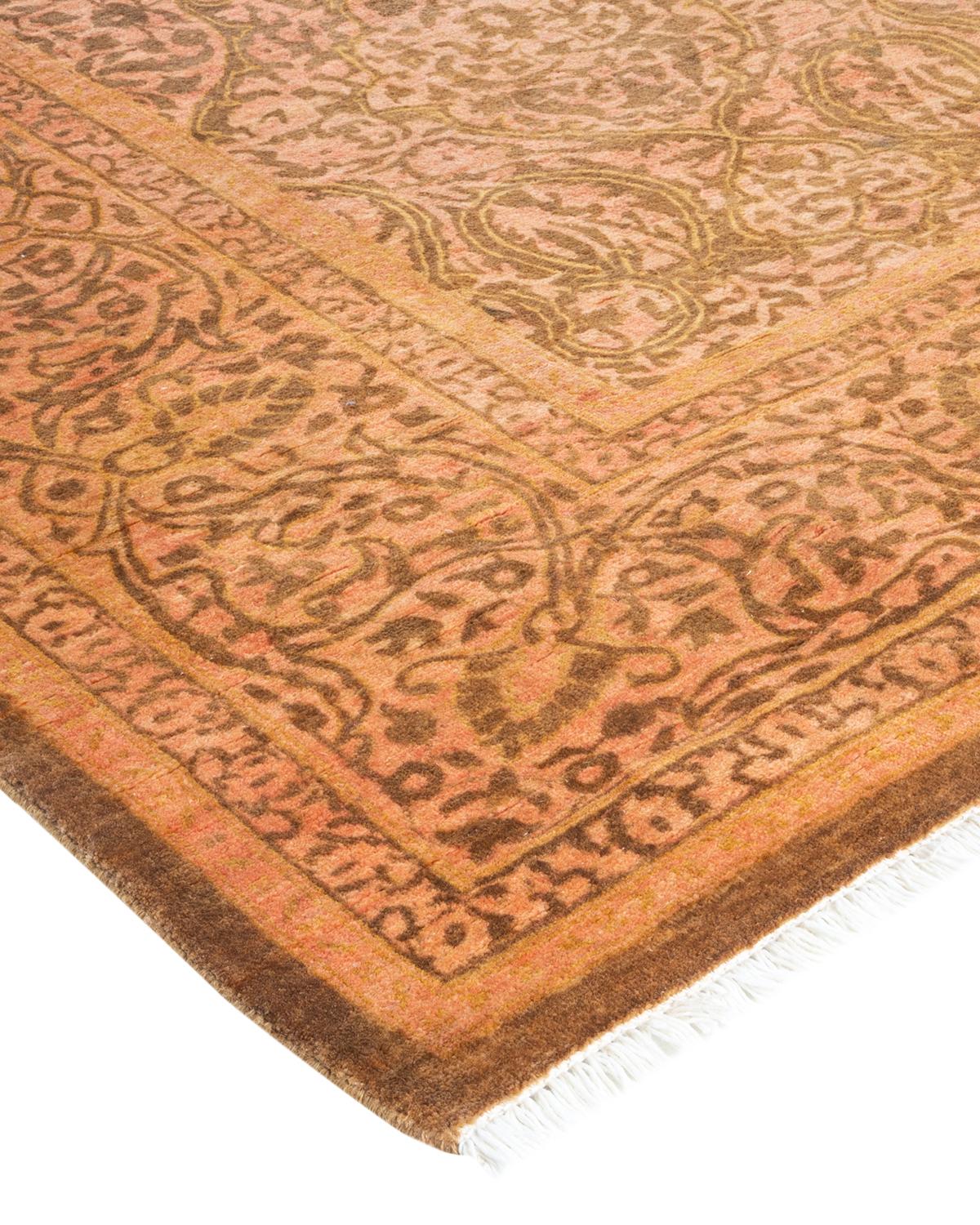 Avec leurs palettes discrètes et leurs motifs en relief, les tapis de la collection Mogul apporteront une sophistication intemporelle à toutes les pièces. Influencés par un éventail de motifs turcs, indiens et persans, les artisans qui tissent à la