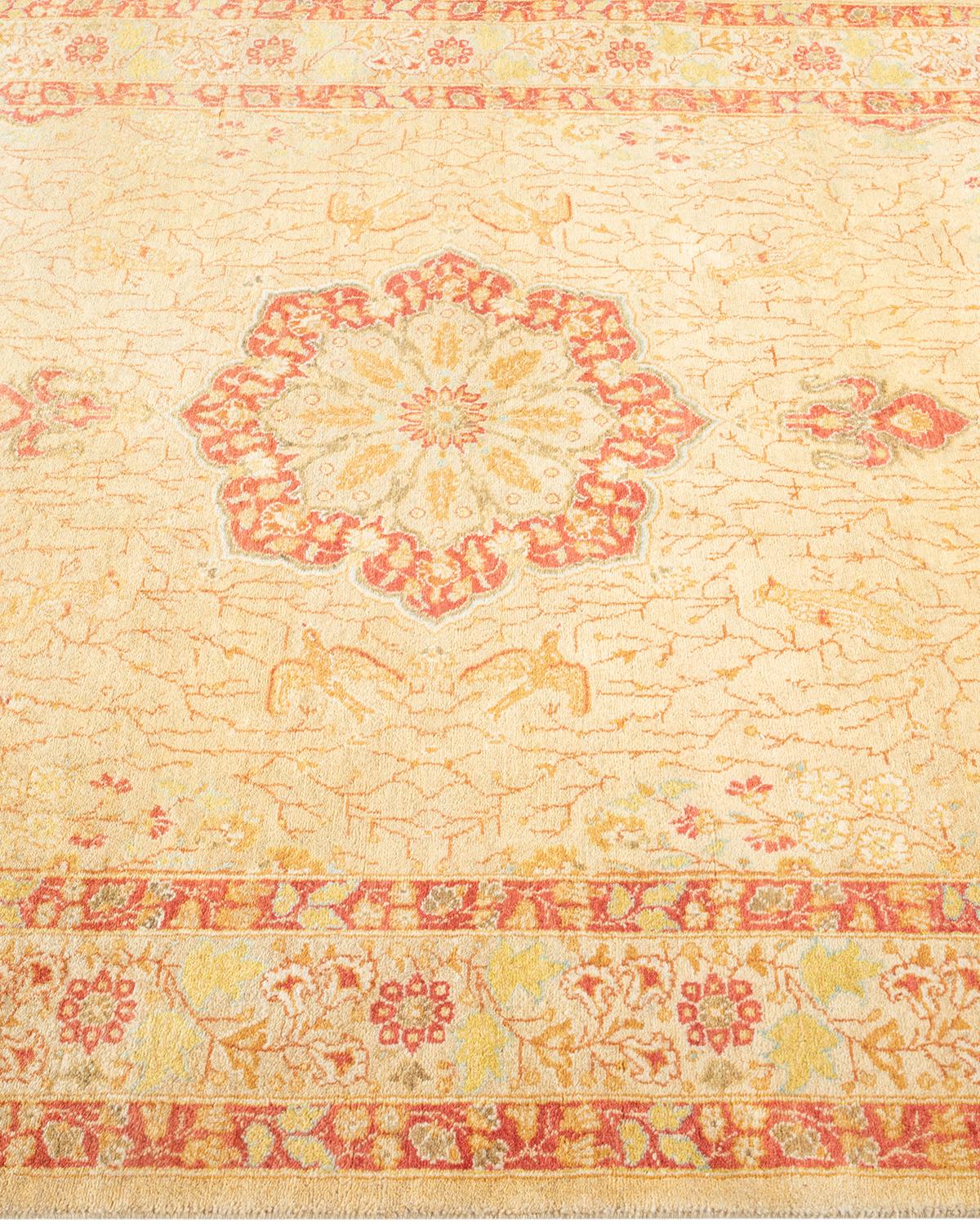 Tapis oriental traditionnel Mogul jaune, noué à la main, unique en son genre Neuf - En vente à Norwalk, CT