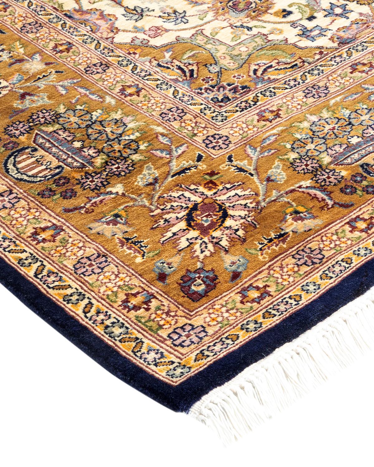 Las alfombras de la colección Mogul, con sus colores discretos y sus diseños en toda la superficie, aportarán una sofisticación atemporal a cualquier habitación. Influenciadas por un espectro de diseños turcos, indios y persas, los artesanos que