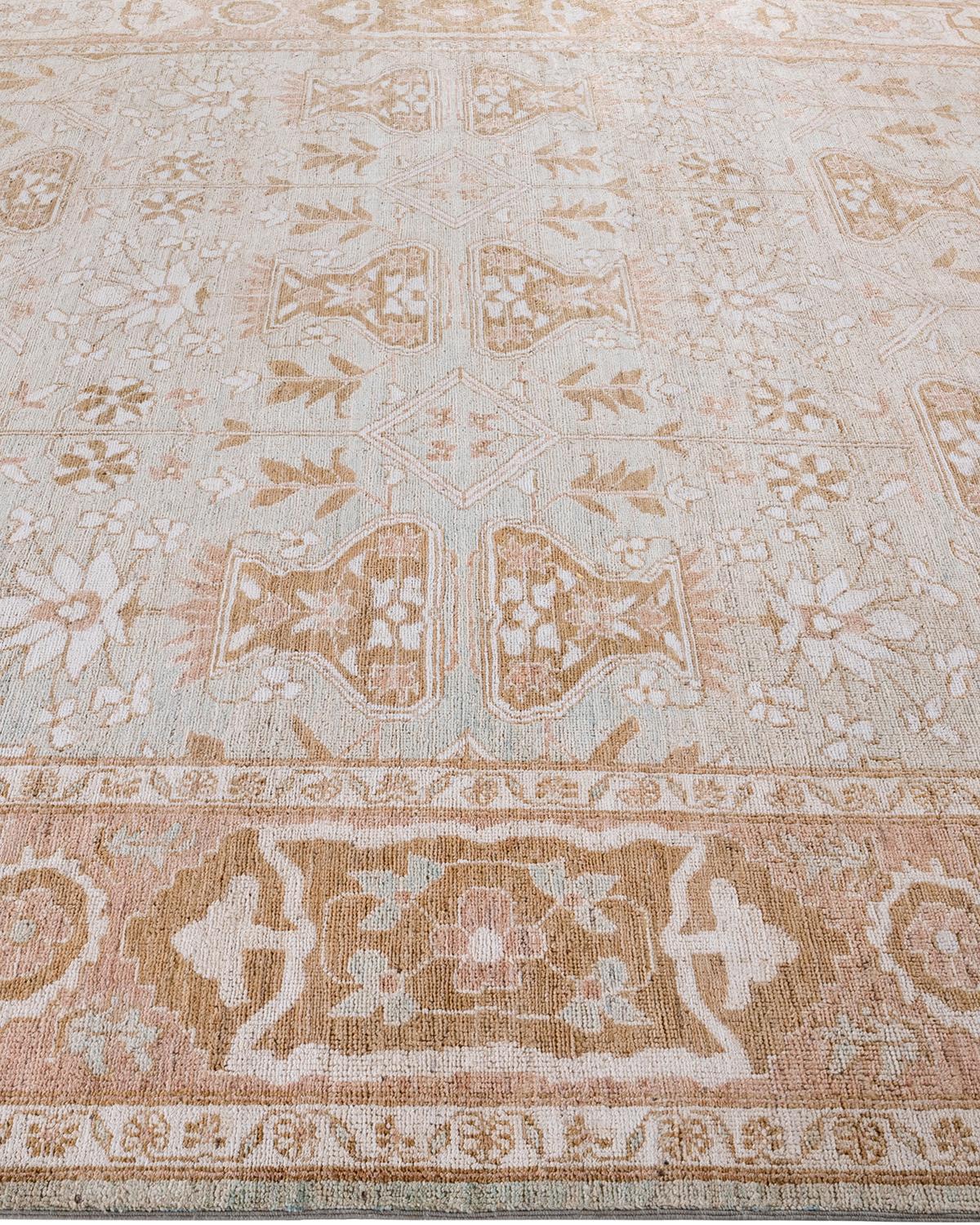 One of a Kind Hand Knotted Traditional Tribal Oushak Ivory Area Rug In New Condition In Norwalk, CT