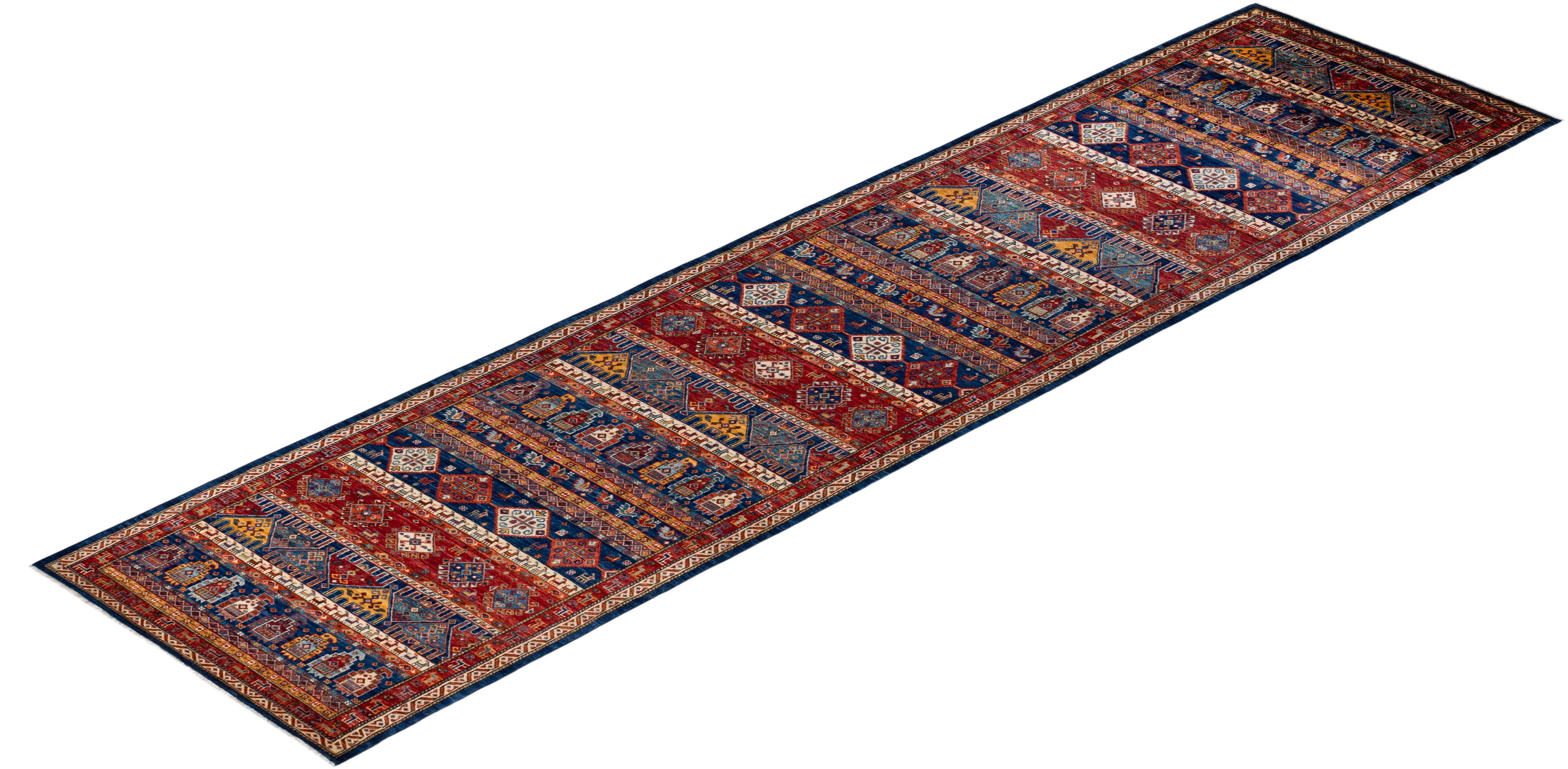 One of a Kind Hand Knotted Traditional Tribal Serapi Blue Area Rug  For Sale 2