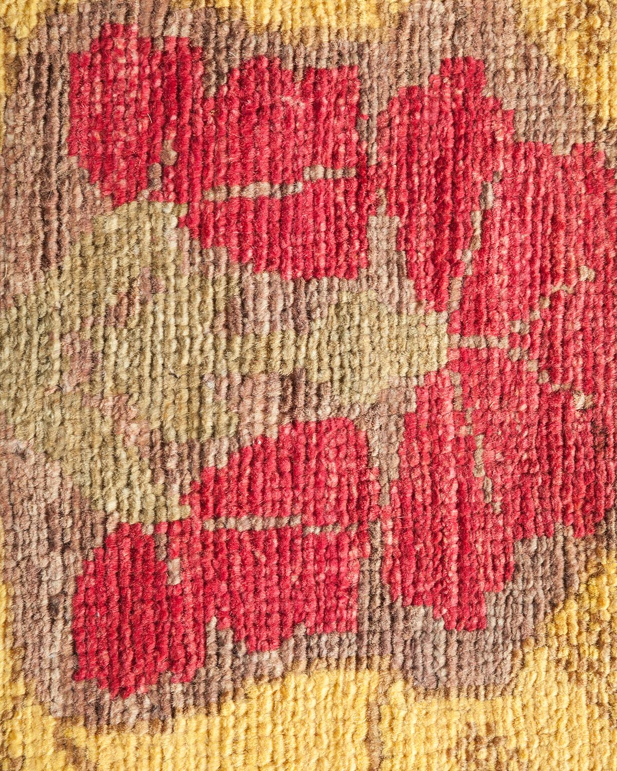 Alfombra de lana anudada a mano Arts & Crafts, única en su género, de color beige Pakistaní en venta