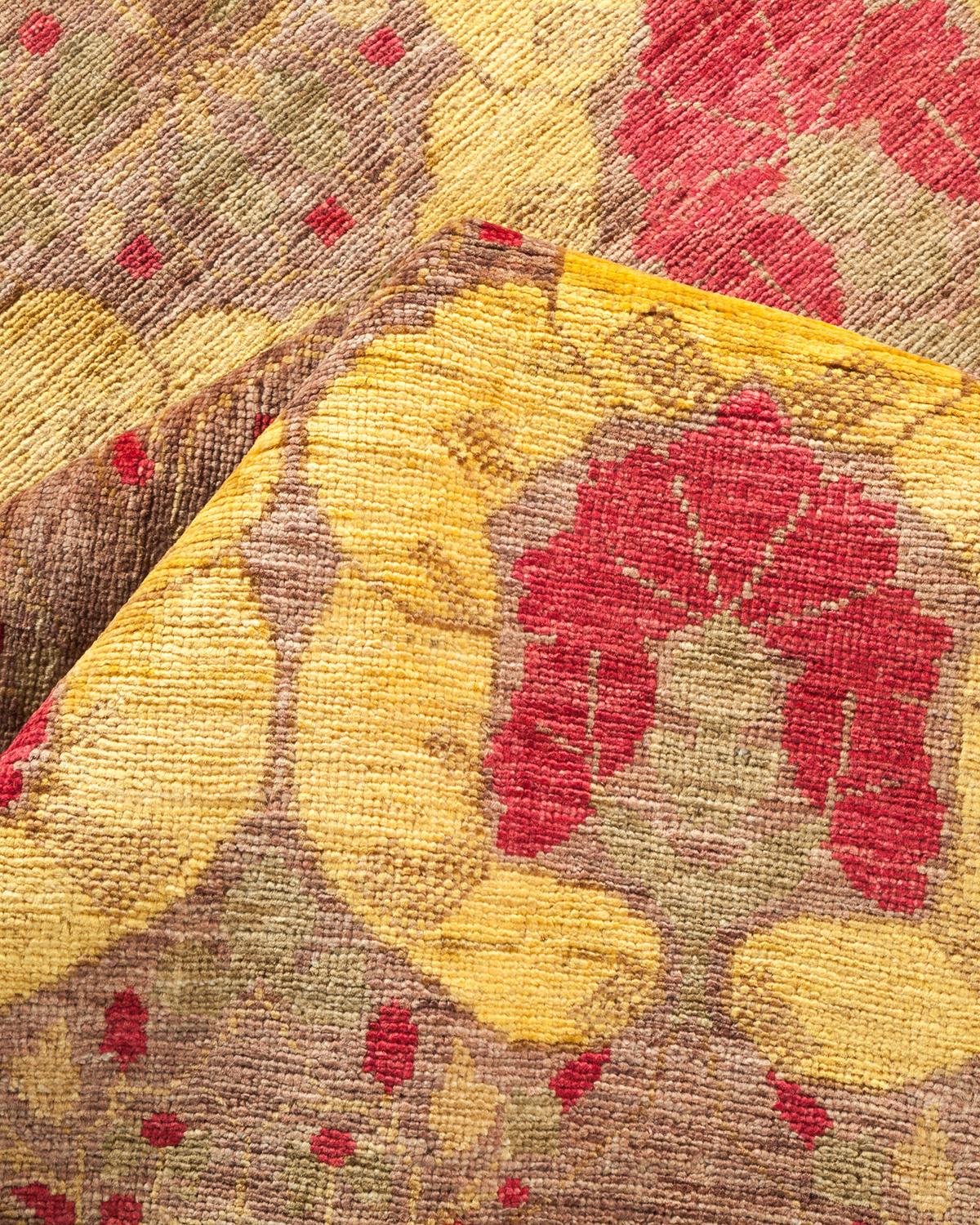 Alfombra de lana anudada a mano Arts & Crafts, única en su género, de color beige en venta 1