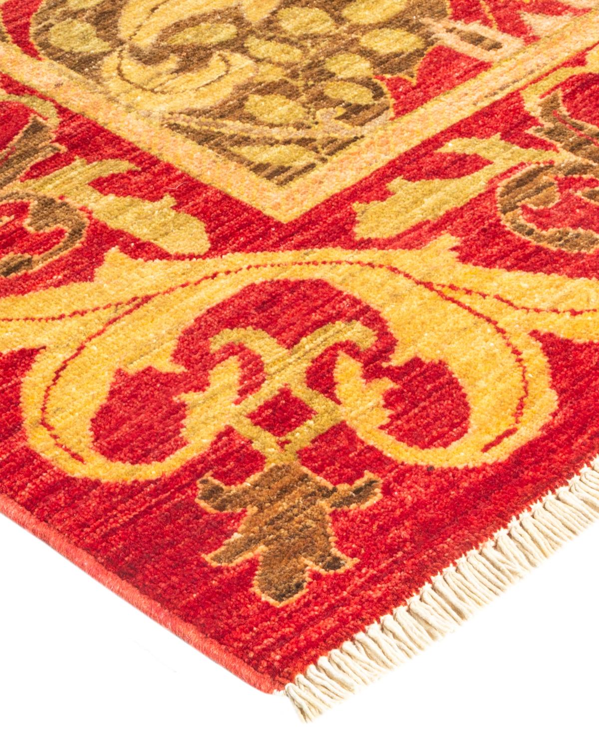Avec des motifs simples, audacieux, mais informels et une large palette de couleurs allant des teintes terreuses aux pierres précieuses brillantes, les tapis de la collection Arts & Crafts insufflent à une pièce un sentiment de rébellion