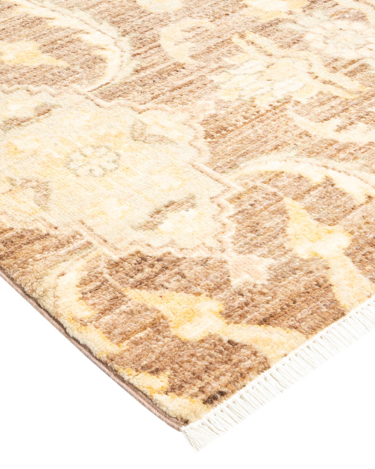 Con una amalgama de tamaños e influencias estéticas que van del art déco al Rorschach y el modernismo, las alfombras de la colección Eclectic desafían la definición, pidiendo en su lugar convertirse en intrigantes puntos focales de una habitación.