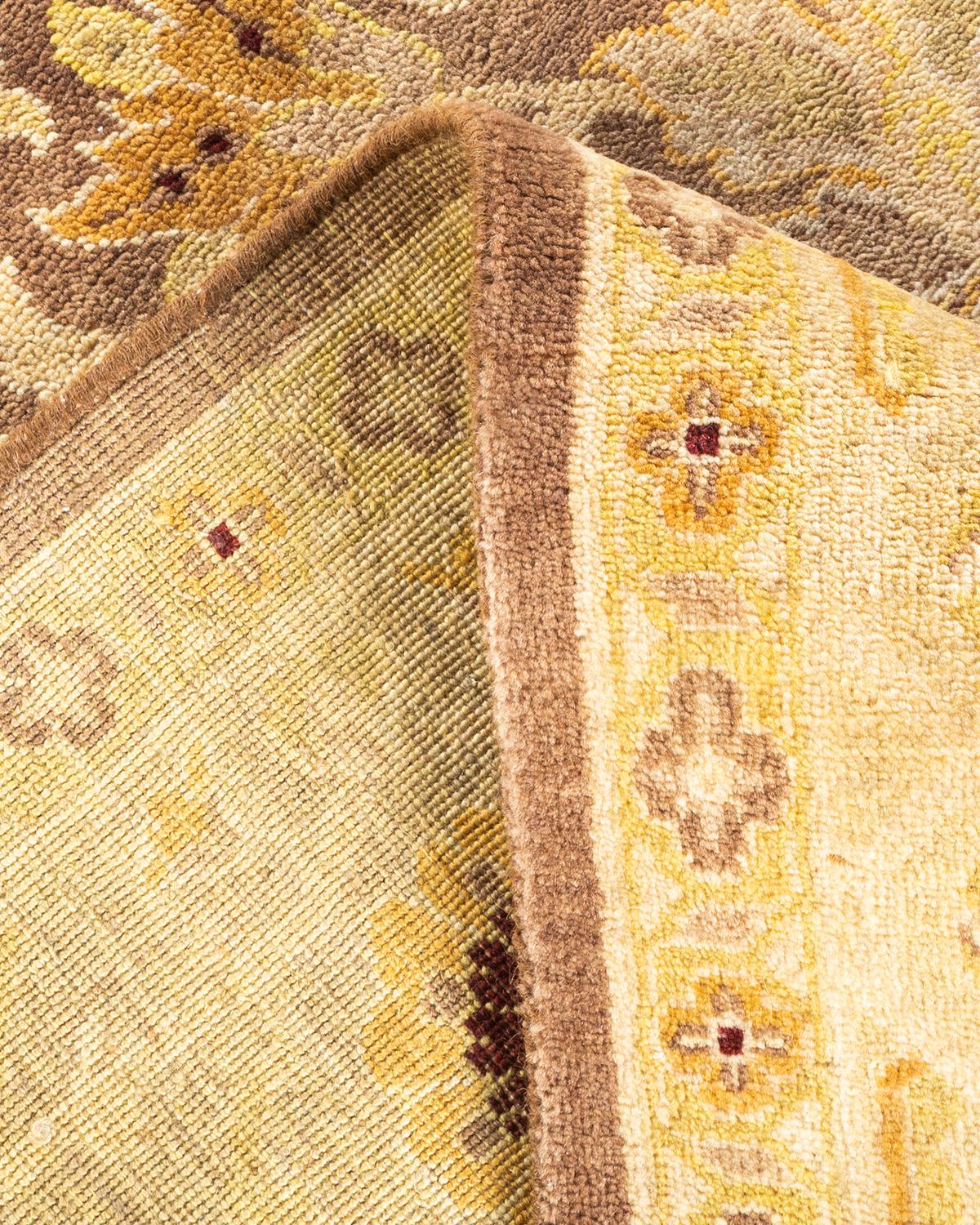 Handgeknüpfter, eklektischer brauner Teppich aus Wolle, Unikat im Angebot 1