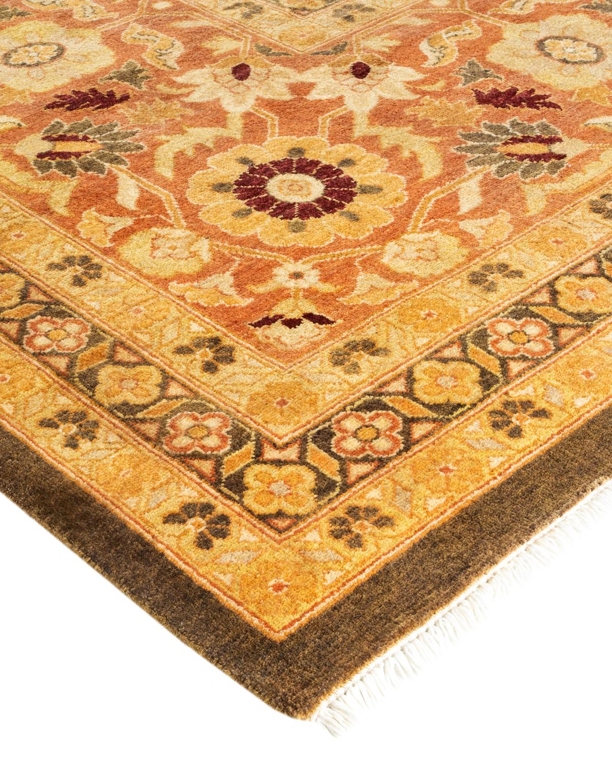 Avec un amalgame de tailles et d'influences esthétiques allant de l'art déco à Rorschach et au modernisme, les tapis de la collection Eclectic défient toute définition, demandant plutôt à devenir des points focaux intrigants d'une pièce. Ce sont à