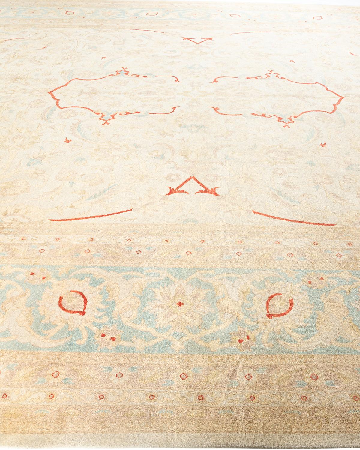 One-of-a-kind Hand Knotted Wool Eclectic Ivory Area Rug In New Condition For Sale In Norwalk, CT