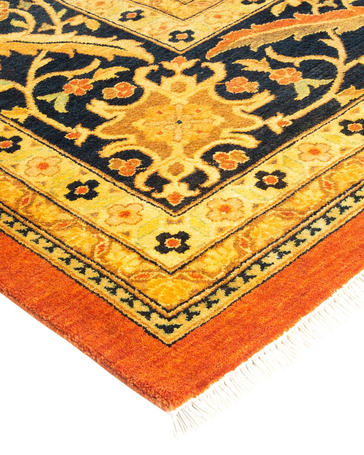 Las alfombras de la colección Mogul, con sus colores discretos y sus diseños en toda la superficie, aportarán una sofisticación atemporal a cualquier habitación. Influenciadas por un espectro de diseños turcos, indios y persas, los artesanos que