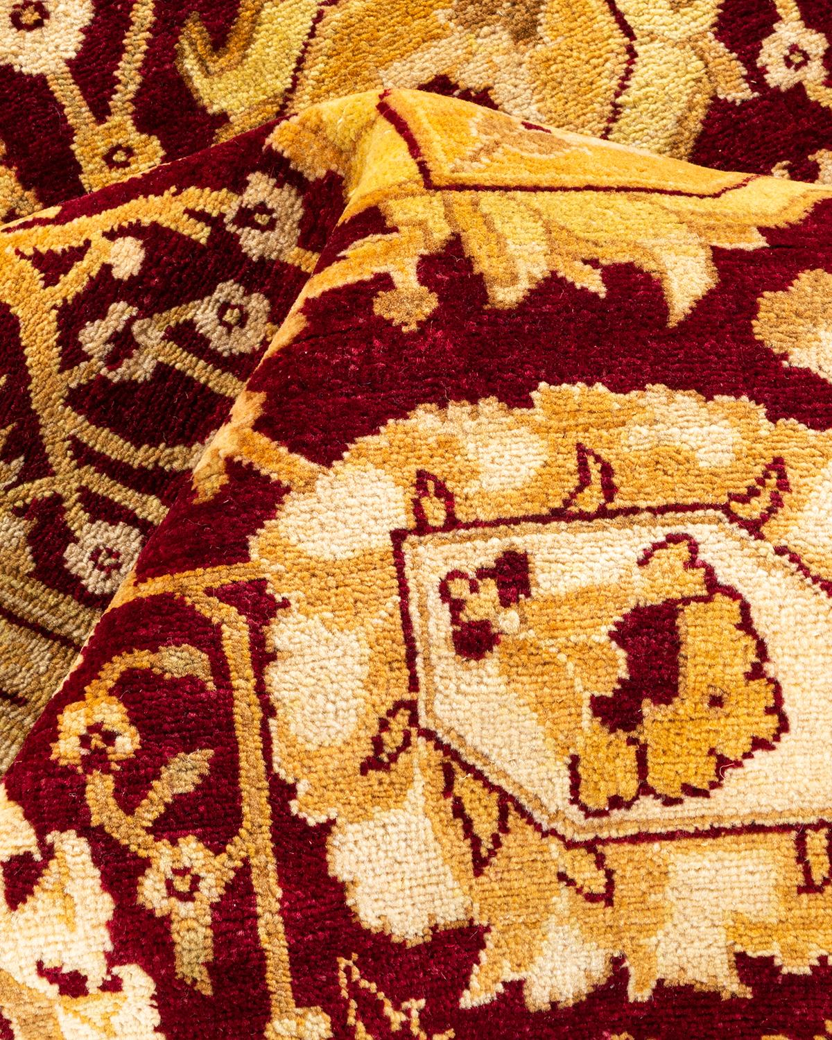 Tapis rouge éclectique en laine nouée à la main, unique en son genre en vente 1