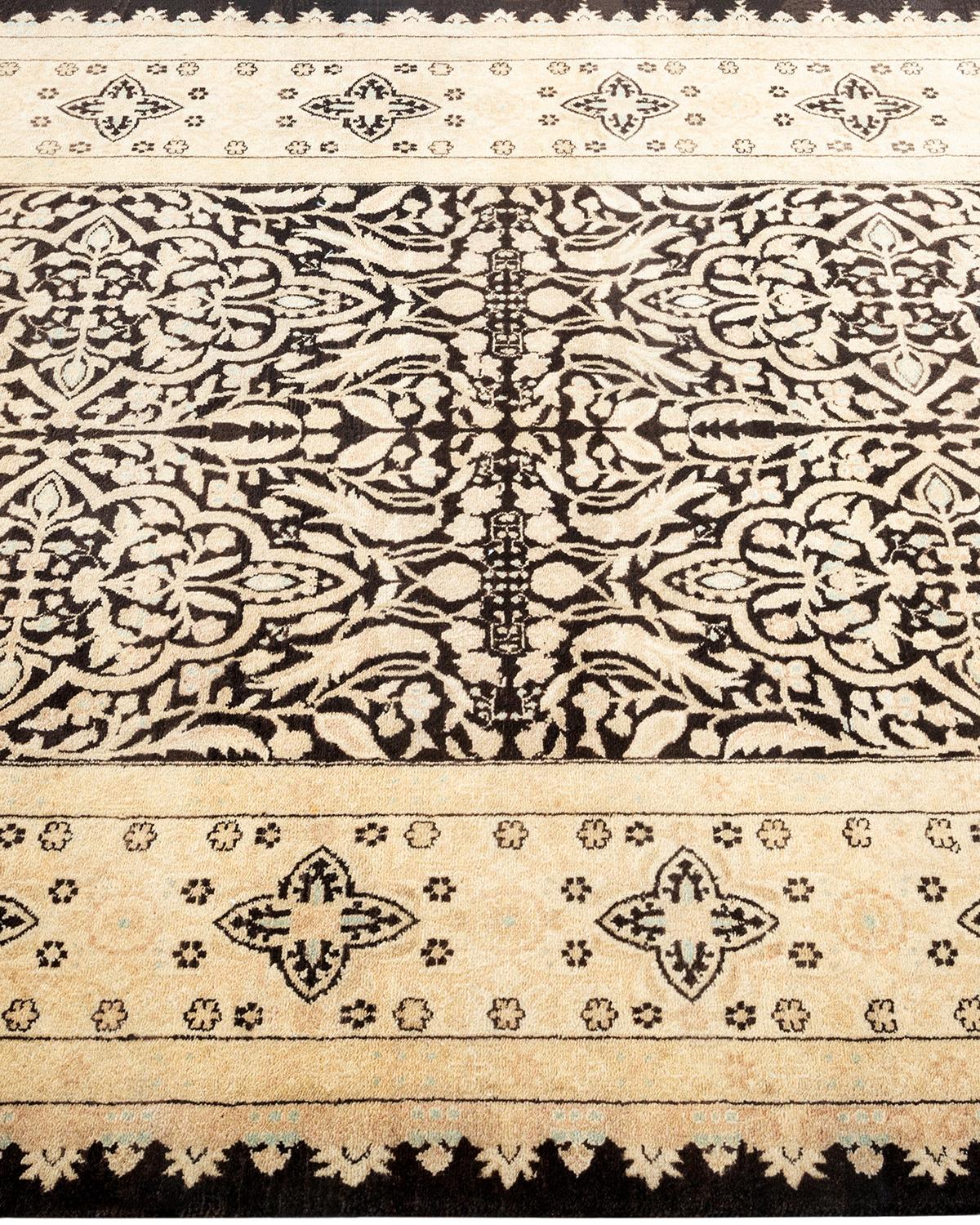 Einzigartiger handgeknüpfter Wollteppich Mogul Black Area Rug im Zustand „Neu“ im Angebot in Norwalk, CT