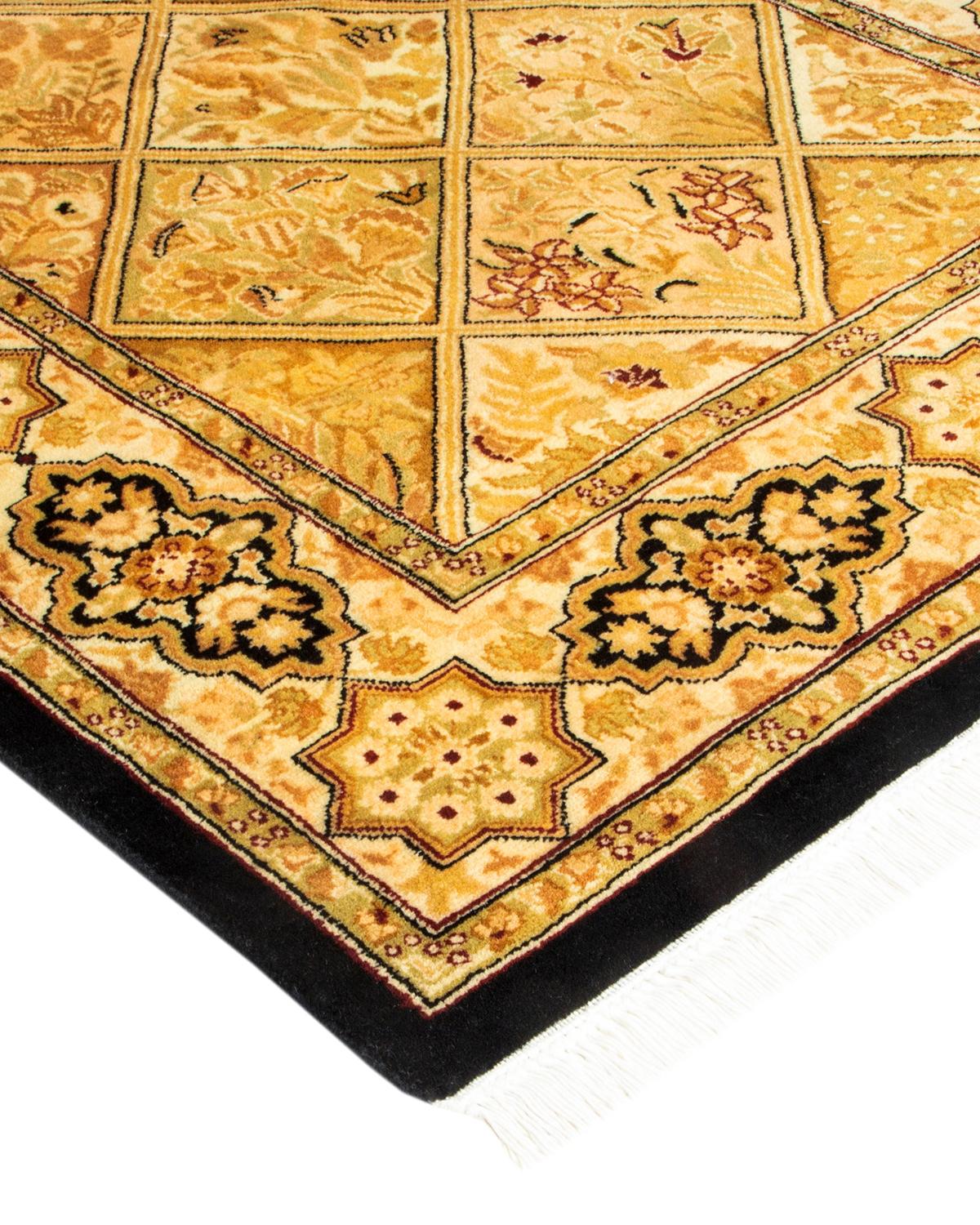 Las alfombras de la colección Mogul, con sus colores discretos y sus diseños en toda la superficie, aportarán una sofisticación atemporal a cualquier habitación. Influenciadas por un espectro de diseños turcos, indios y persas, los artesanos que